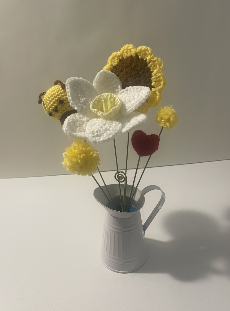 Yellow crochet flower bouquet
