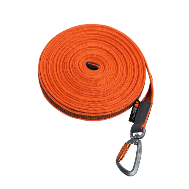 FRICTION LONG LINE from NONSTOP DOGWEAR. Twist-lock carabiner, rubber tracing sewn in, high-vis orange, and available in 10 or 15 meters long (~33 or 49 ft). $65-75