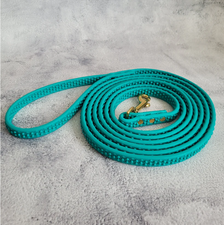 ⅝" SUPER GRIP BIOTHANE LEASH from NOSE & HEARTS. Customizable length (3-50 ft), 7 color choices, and choice of bolt-snap material. $35+