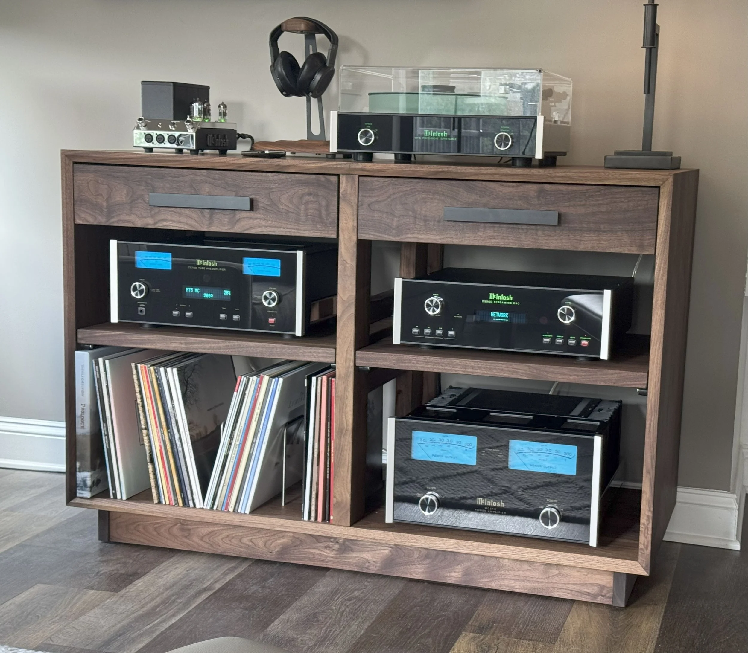 Braig 2x2 Audio Stand