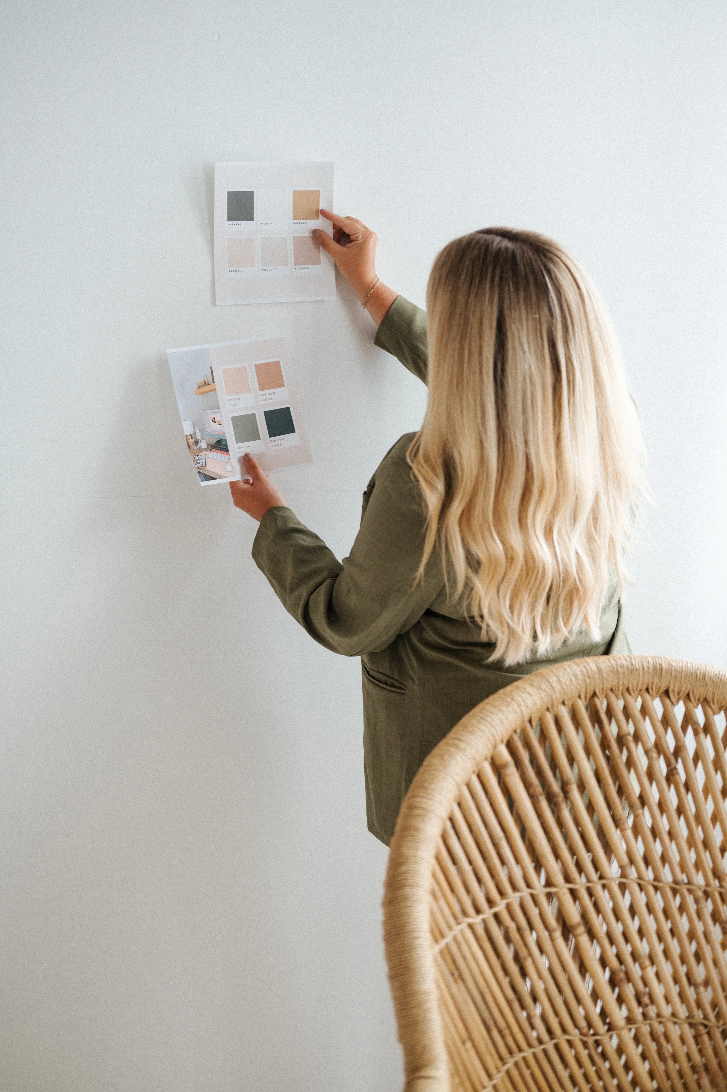 Sophie, female founder of Simply Sophie Designs