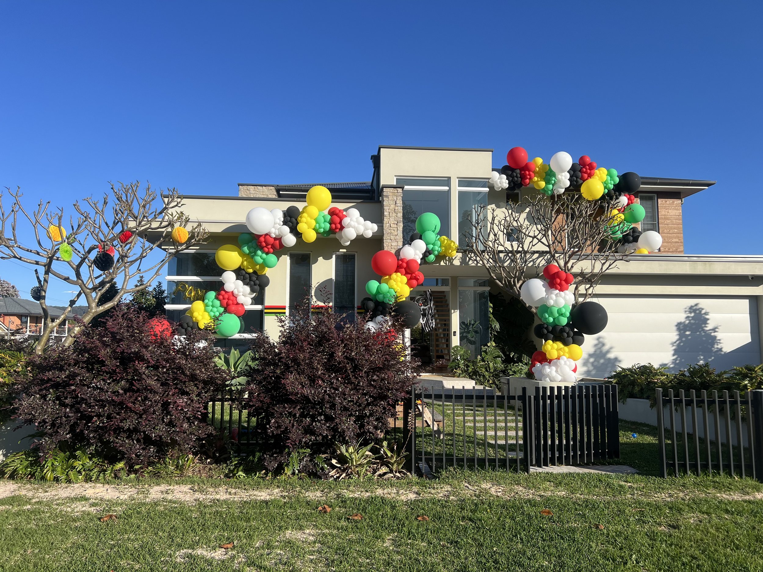 bespoke balloon outdoor house installation.jpeg