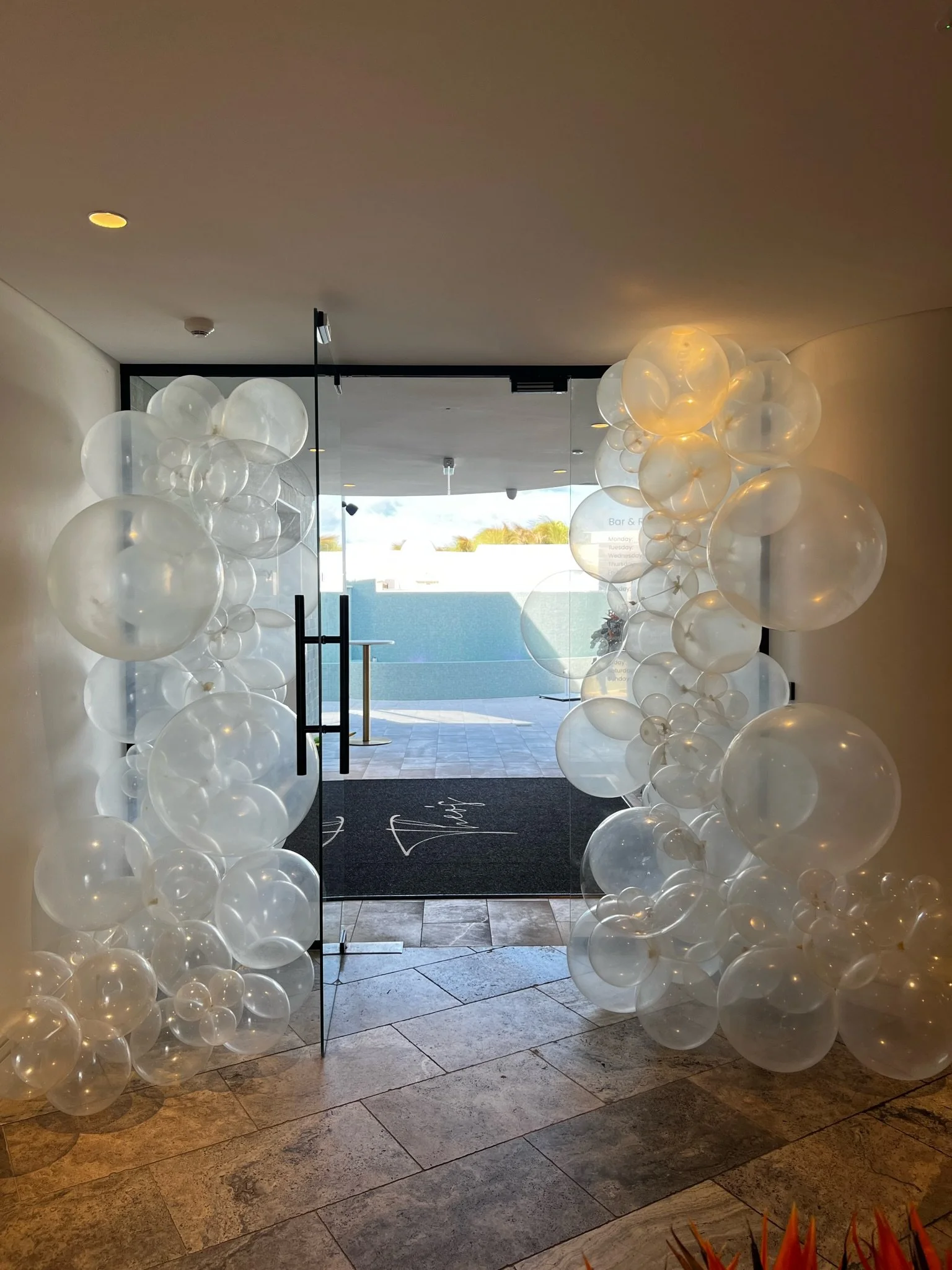 bespoke clear balloon columns.JPG