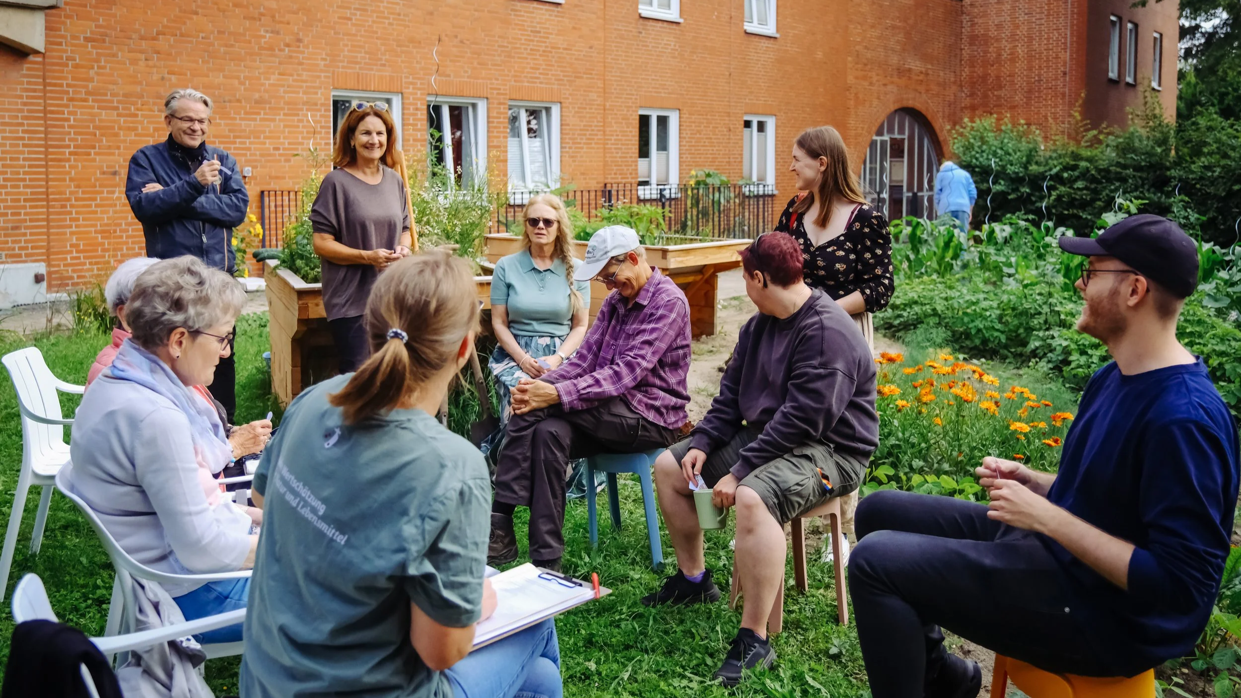 Sommersaison auf dem Gemeinschaftsacker