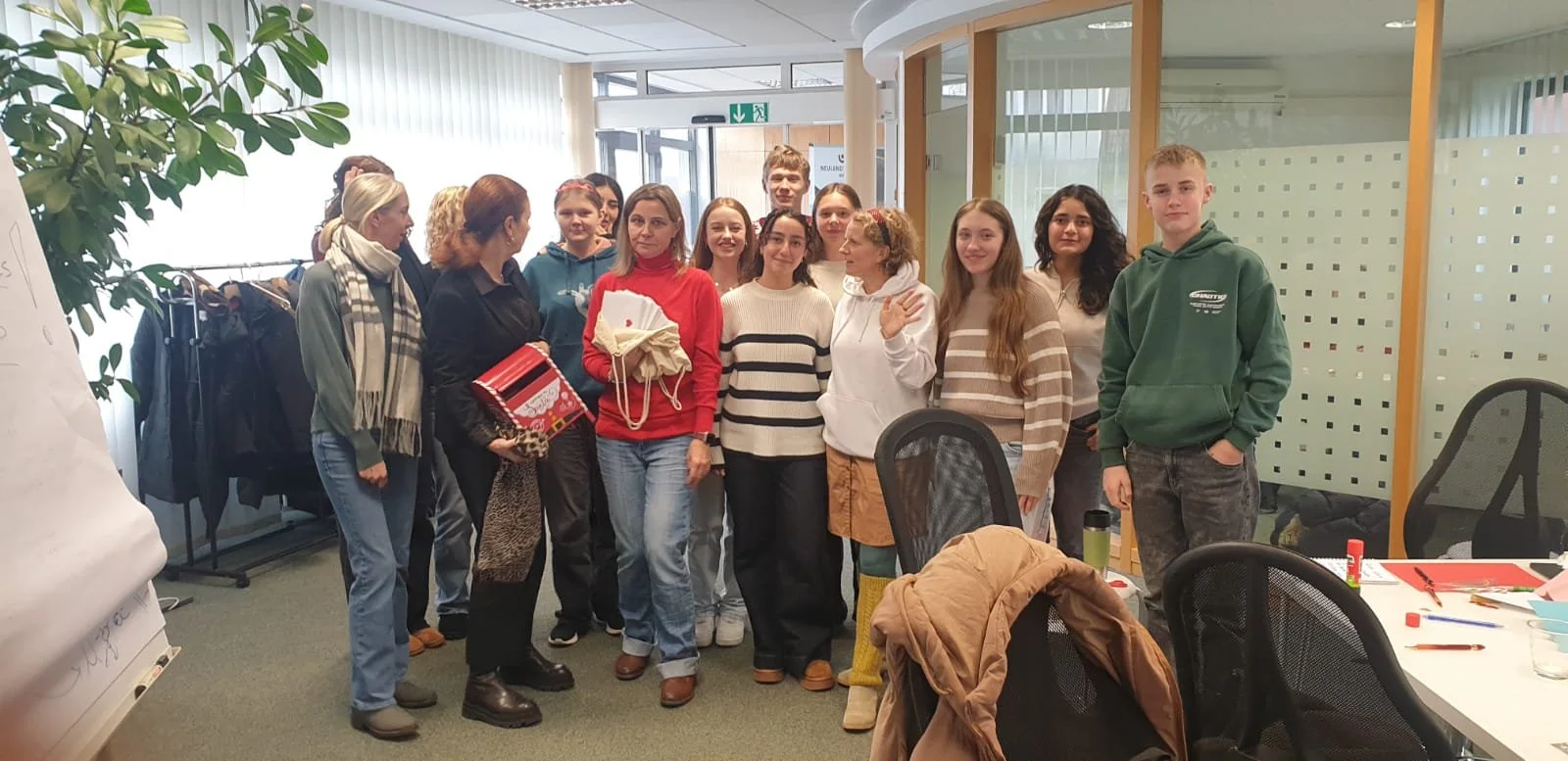 SchülerInnen der Heinrich-Nordhoff-Gesamtschule in der Stiftung