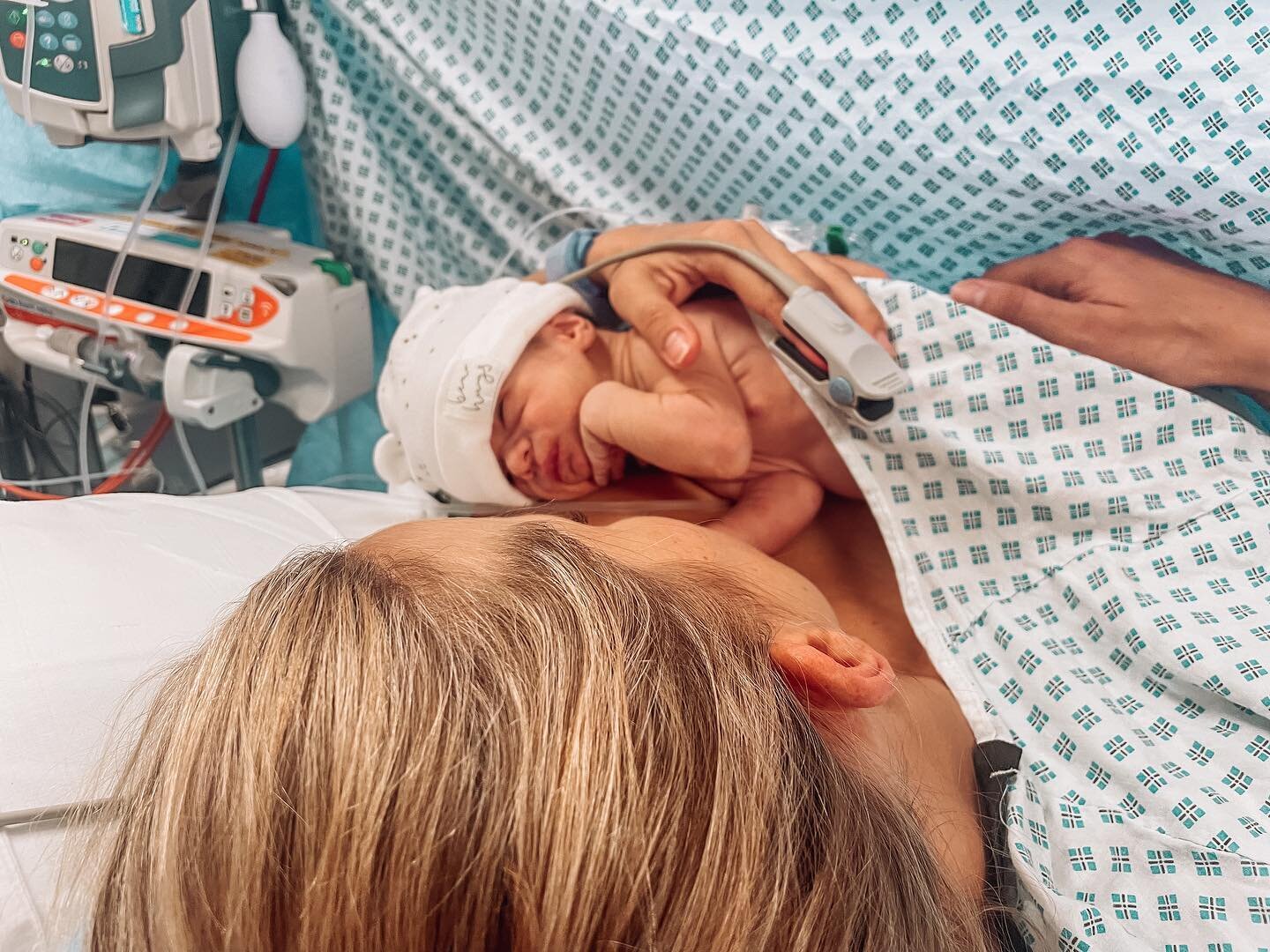 I love having a wee nose at other people&rsquo;s birth stories so thought it might be nice to share a little about my experience with you all! 
&nbsp; &nbsp; &nbsp;
Having spent a lot of time with midwives recently, we&rsquo;ve come to the conclusion