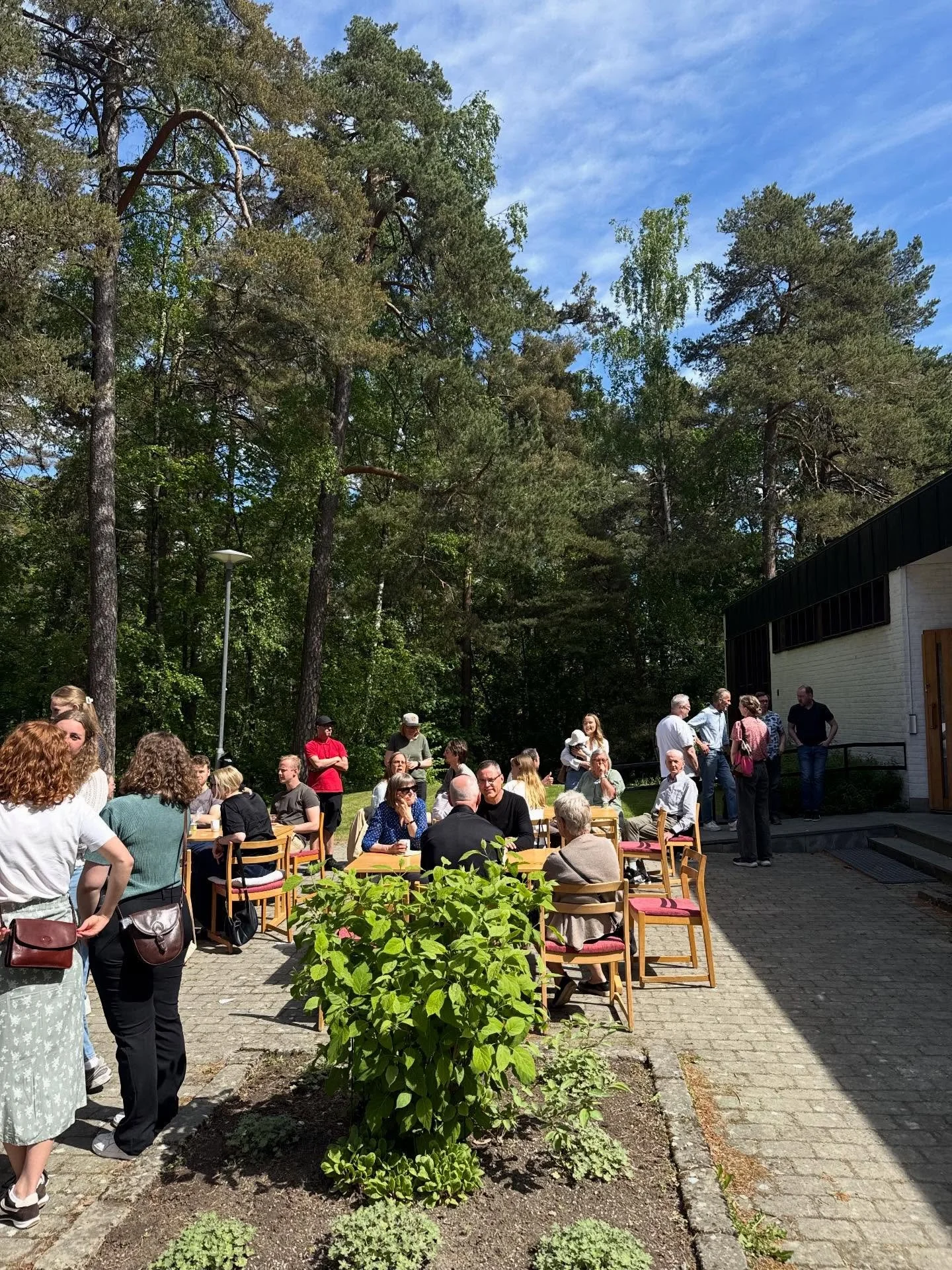 HEJ fr&aring;n avslutningsgudstj&auml;nsten👋🏻
Tack alla barn och ledare f&ouml;r denna terminen! 🌼

S&ouml;ndagsklubben startar upp igen efter sommaren men gudstj&auml;nsterna forts&auml;tter uppe i kyrkan till 14/6, sen ses vi p&aring; Adolfsberg