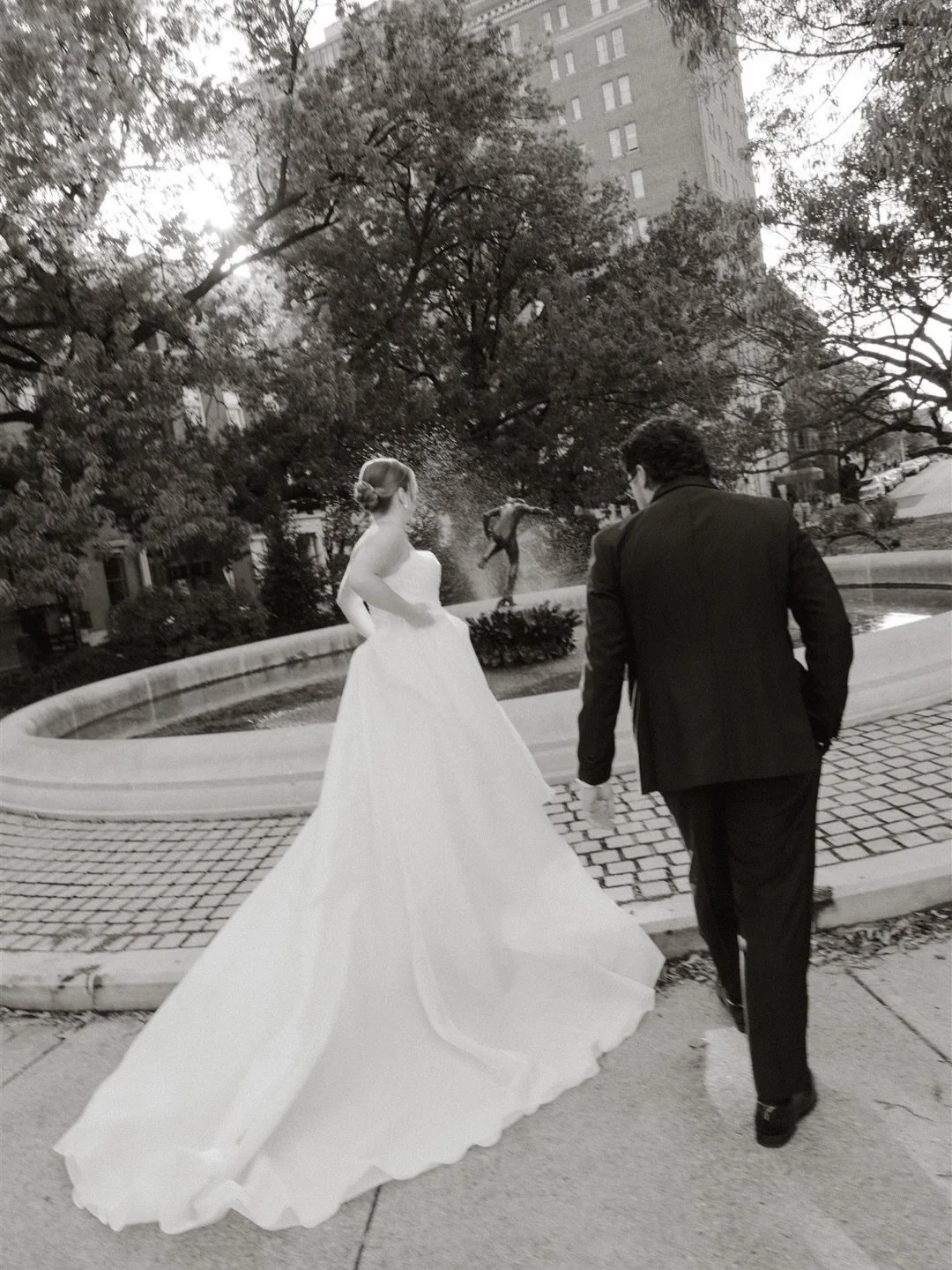 Some of my favorite moments from Emma &amp; Hayden&rsquo;s wedding in black and white
⠀⠀⠀⠀⠀⠀⠀⠀⠀
Vendors
Photos by me
Bride &amp; Groom @emmabardorf @h_bardorf 
Planner @christinemcfarlaneevents 
Venue &amp; Catering @engineersclub 
Entertainment: Dis