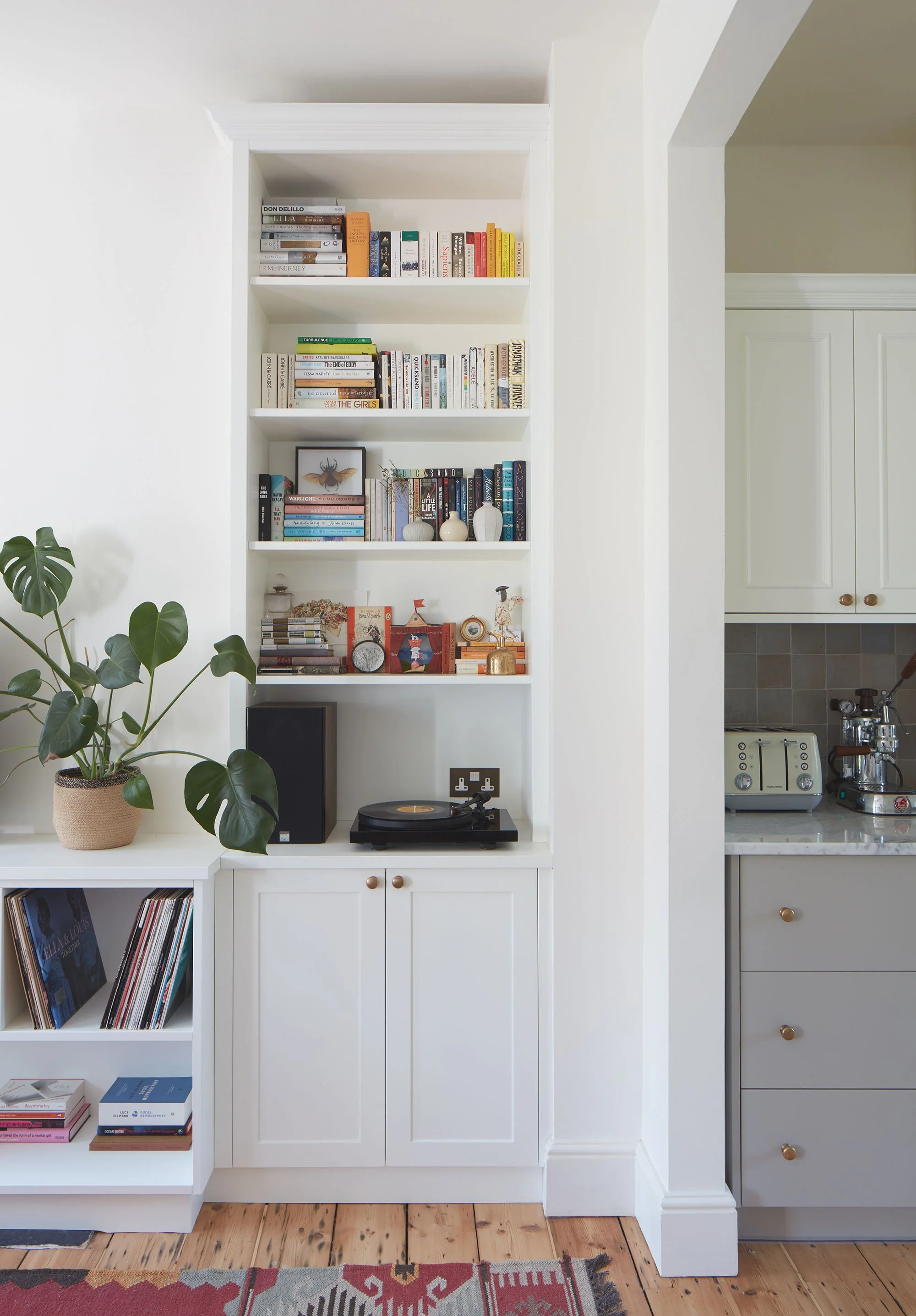 Portland Road, Cabinetry