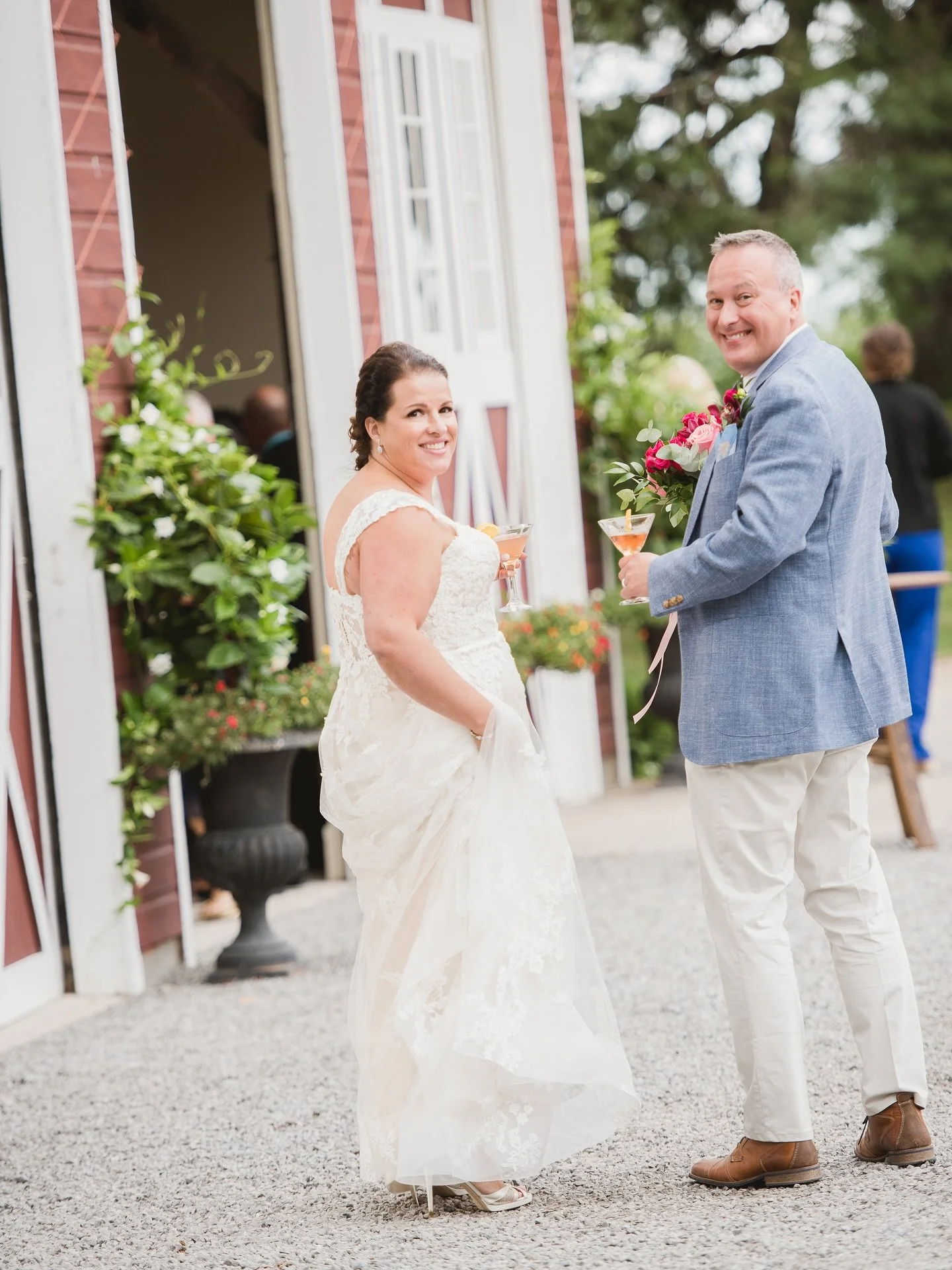 Lucky number 7: still laughing, still cheering each other on, still choosing each other every damn day!! 🥂❤️

📸 @wendyalanaphoto 
📷 @simplylacephoto