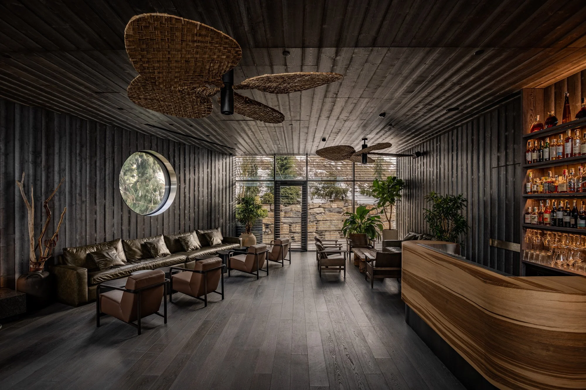 MOUNTAIN RESIDENCE / Smoking Room