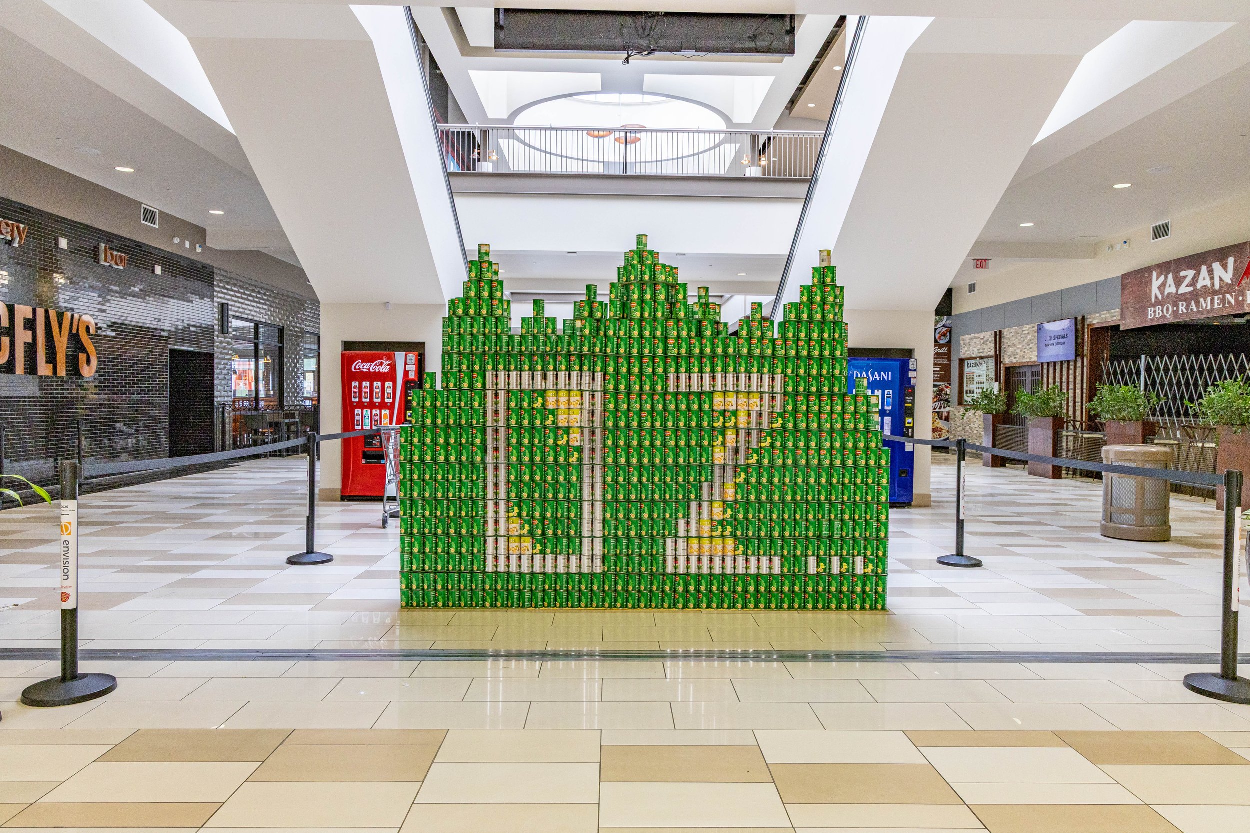 CANstruction-4.jpg