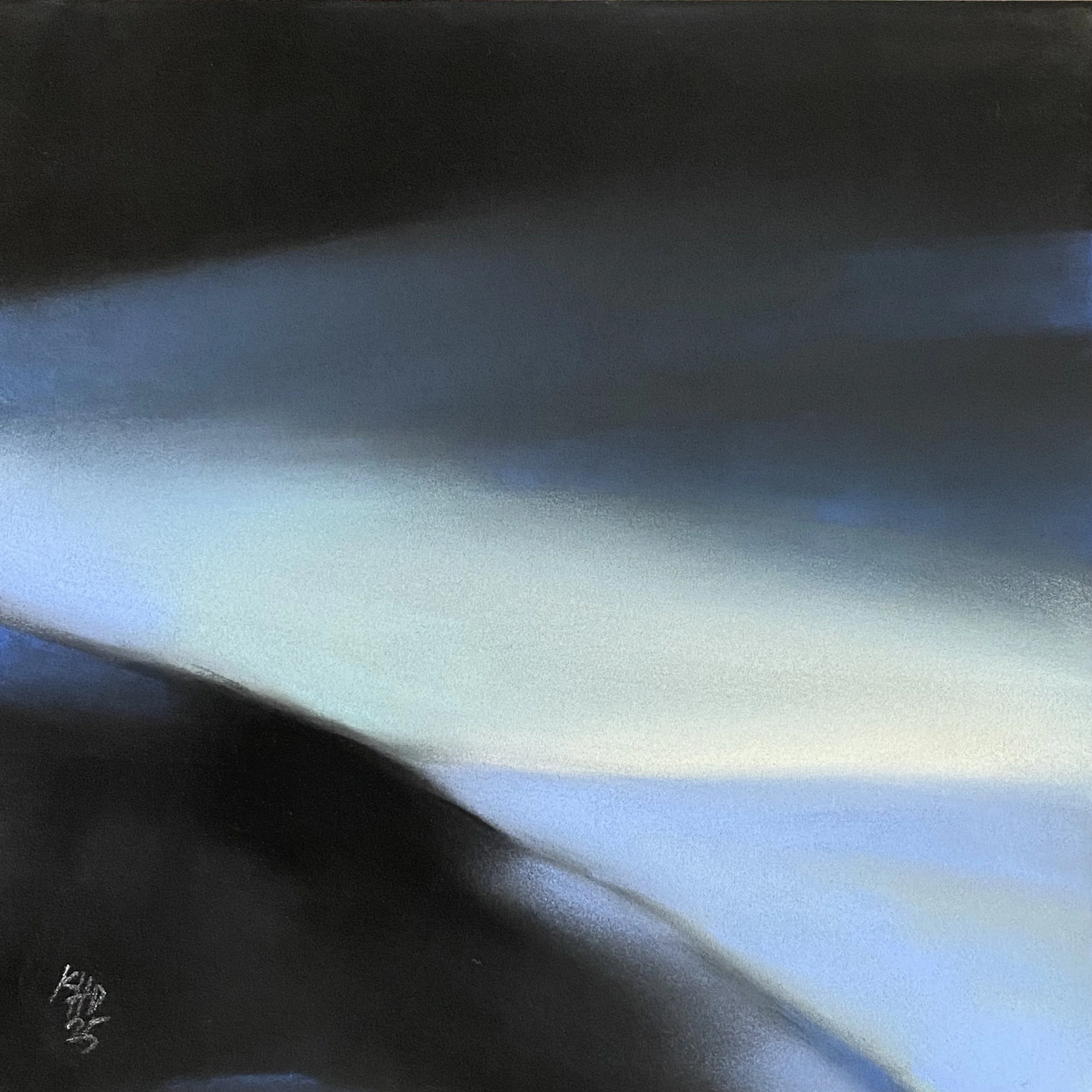 "Morgen gry"
Pris: 4800kr.
Pastellkritt på farget kartong.
Innrammet med kunstglass.
Produksjonsår 2025.