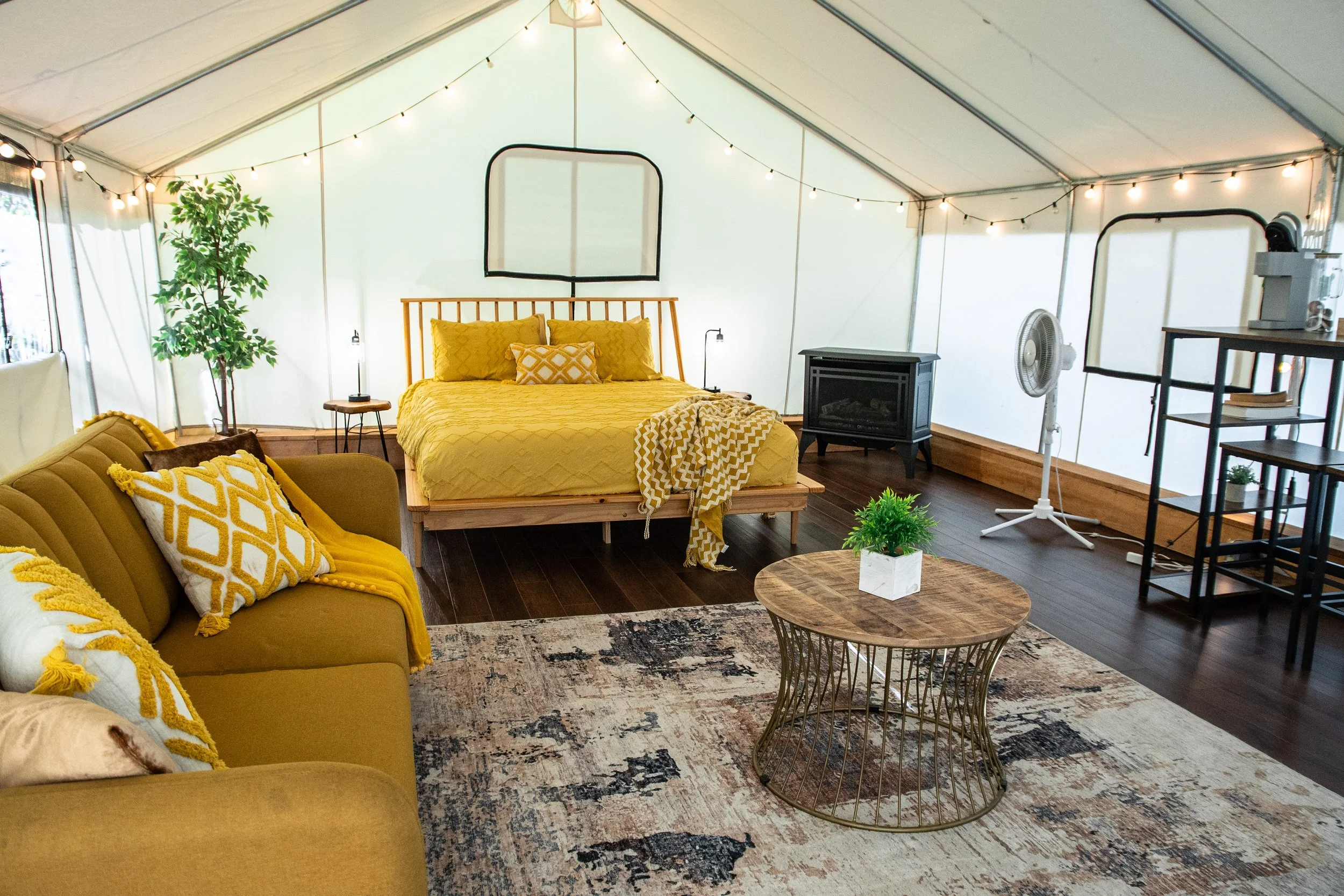 DL_Tent7_023.jpg