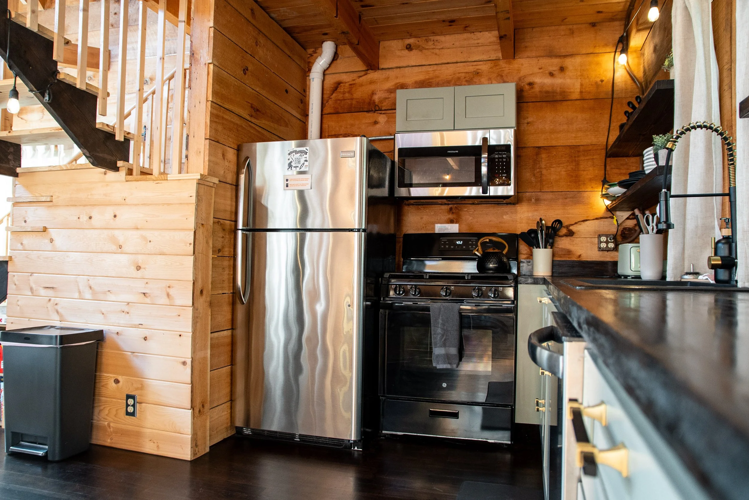 DL_Cabin_058.jpg