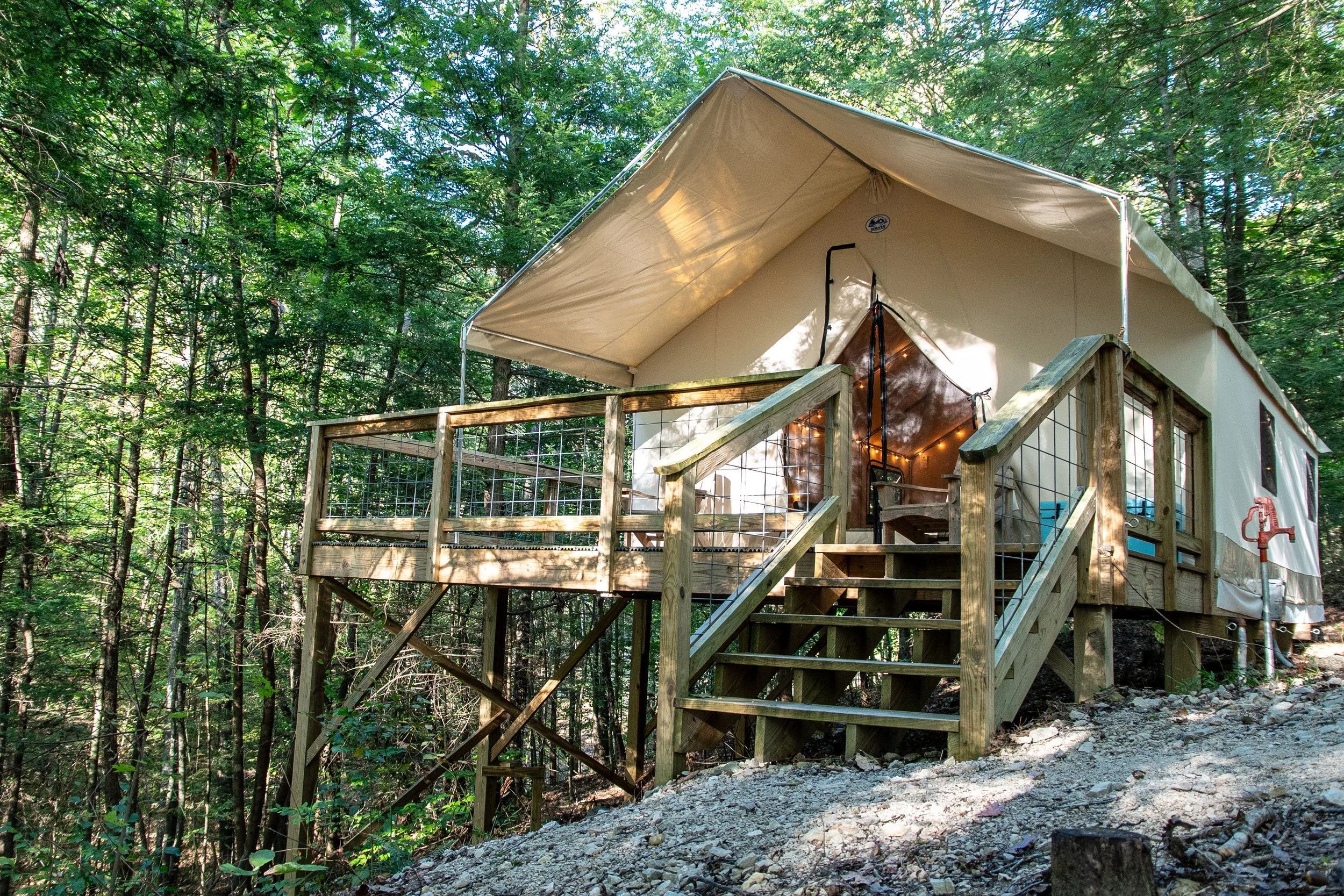 DL_Tent5_004.jpg