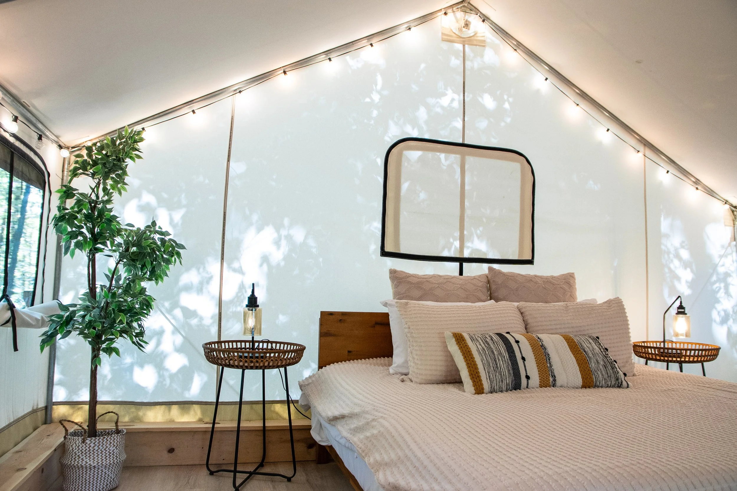 DL_Tent1_025.jpg