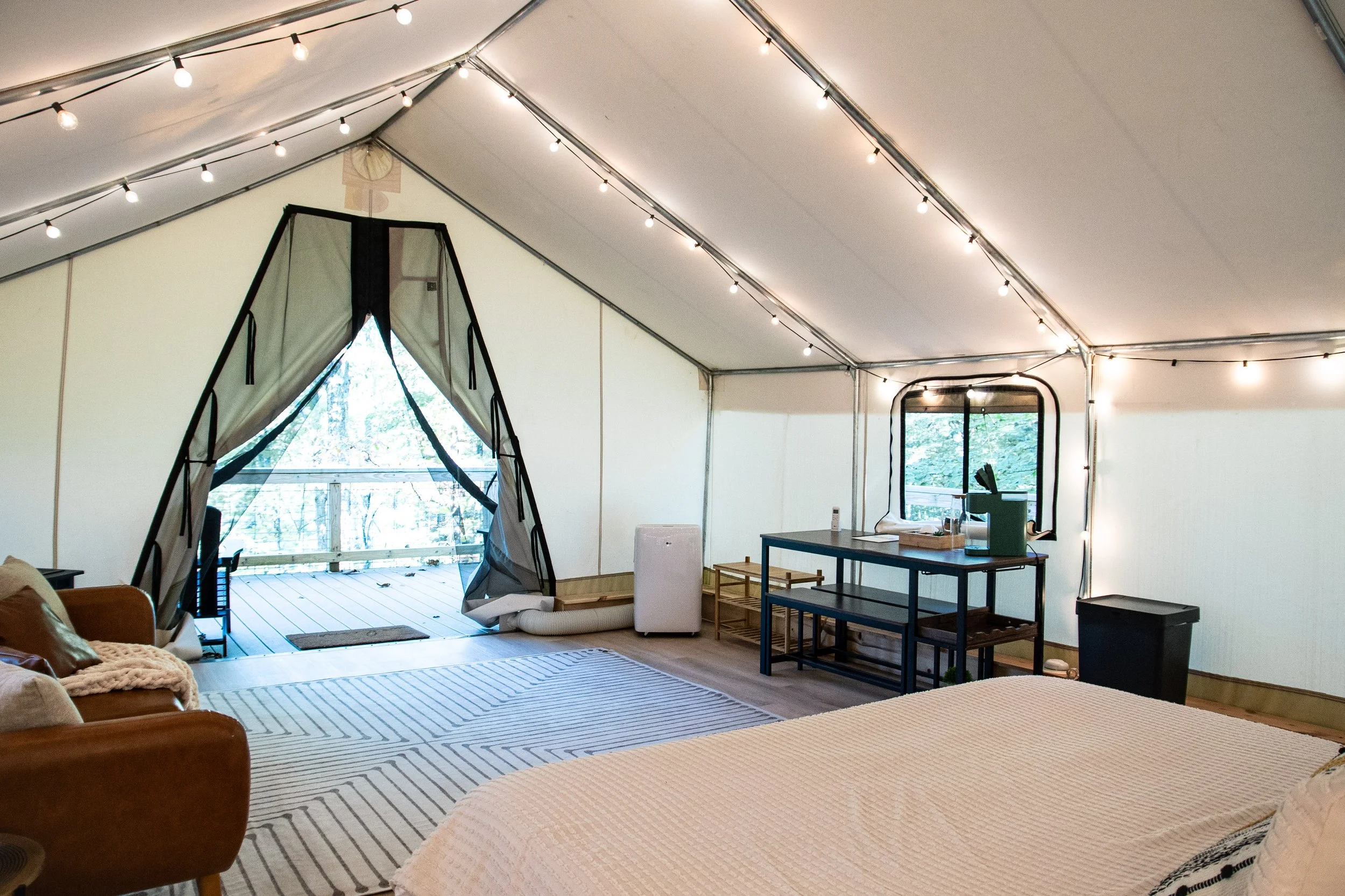 DL_Tent1_029.jpg