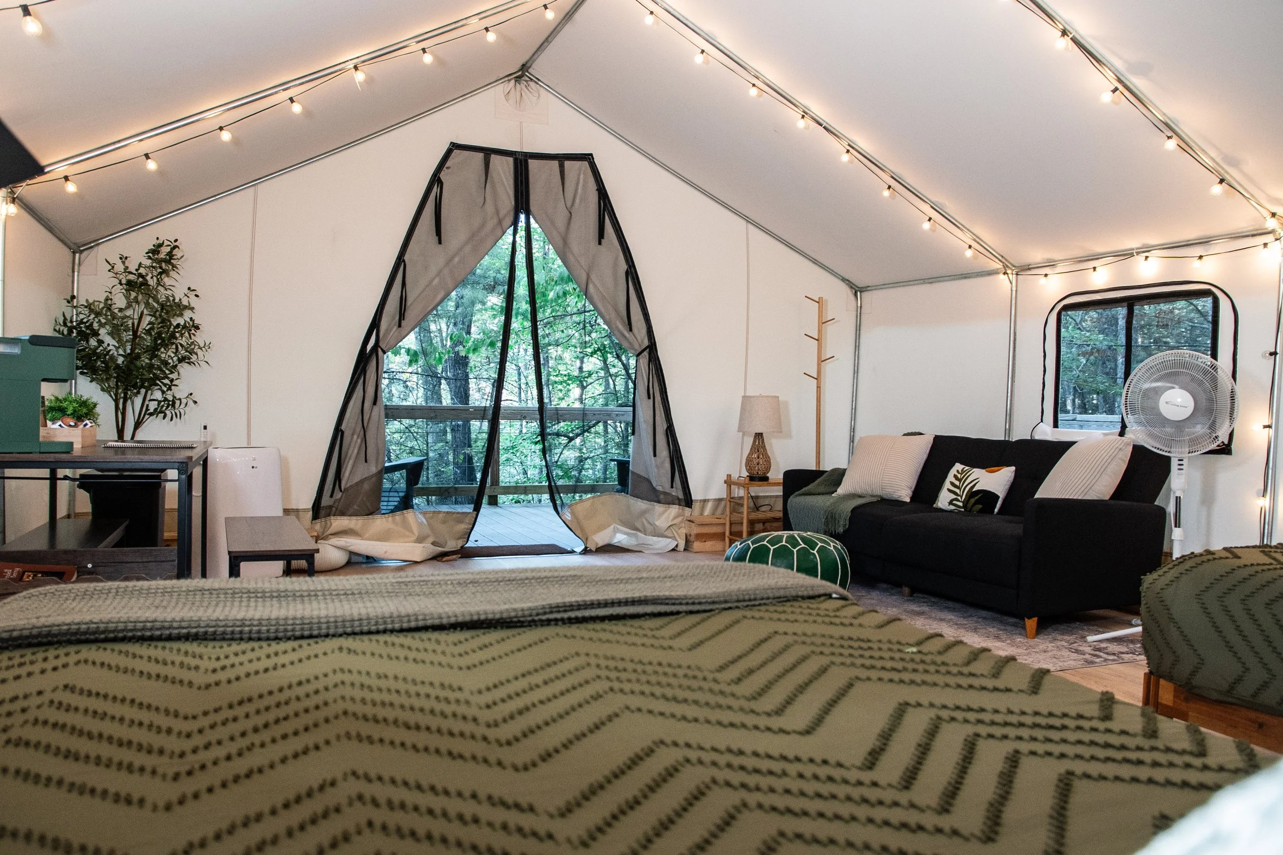 DL_Tent3_023.jpg