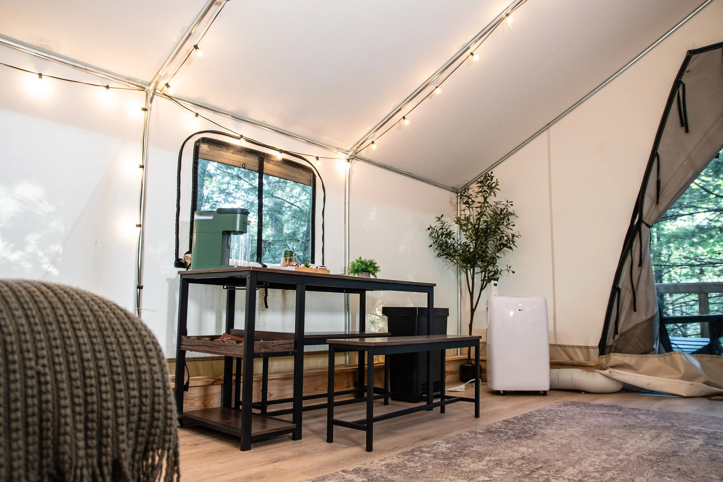 DL_Tent3_019.jpg