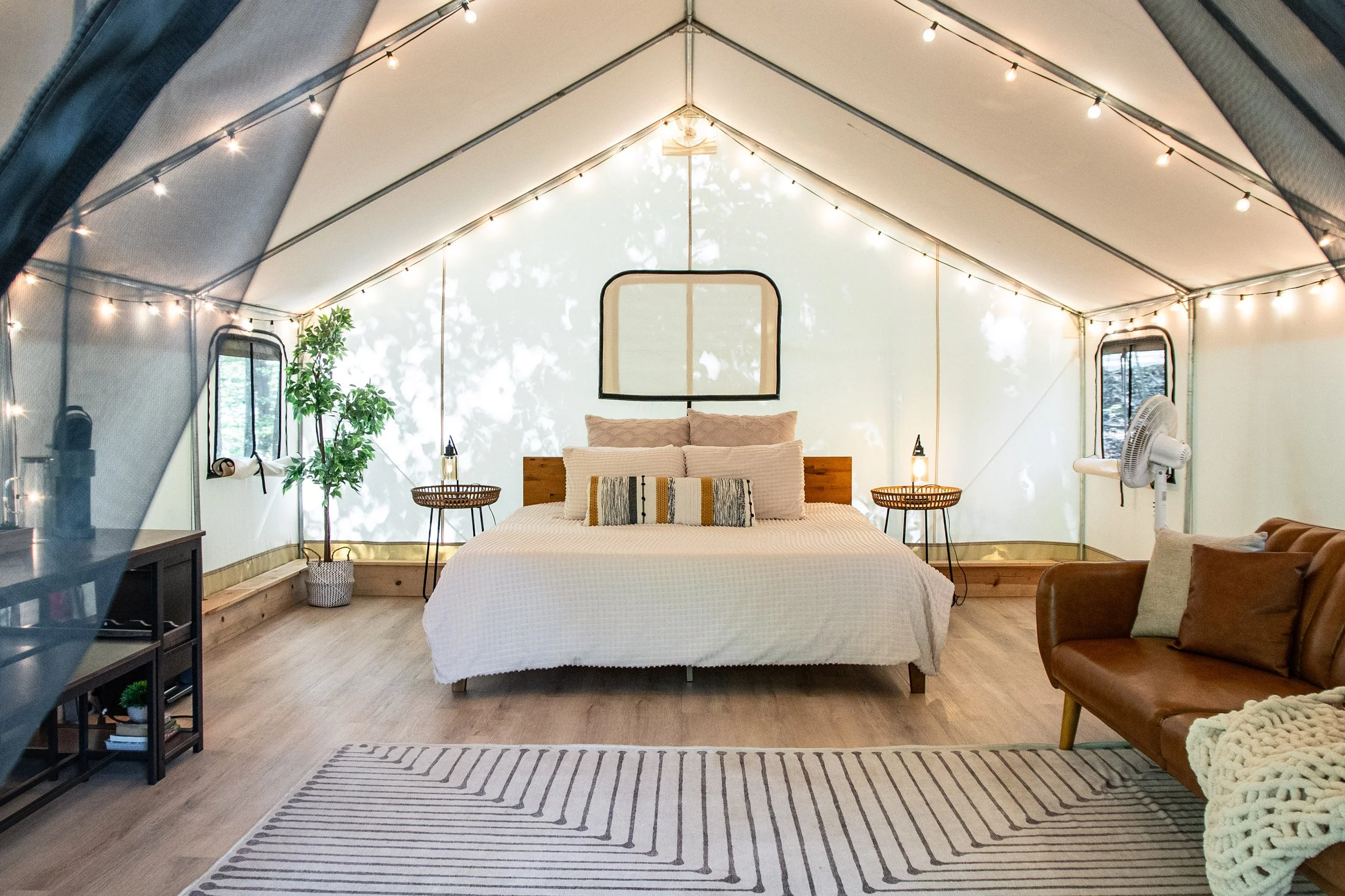 DL_Tent1_010.jpg