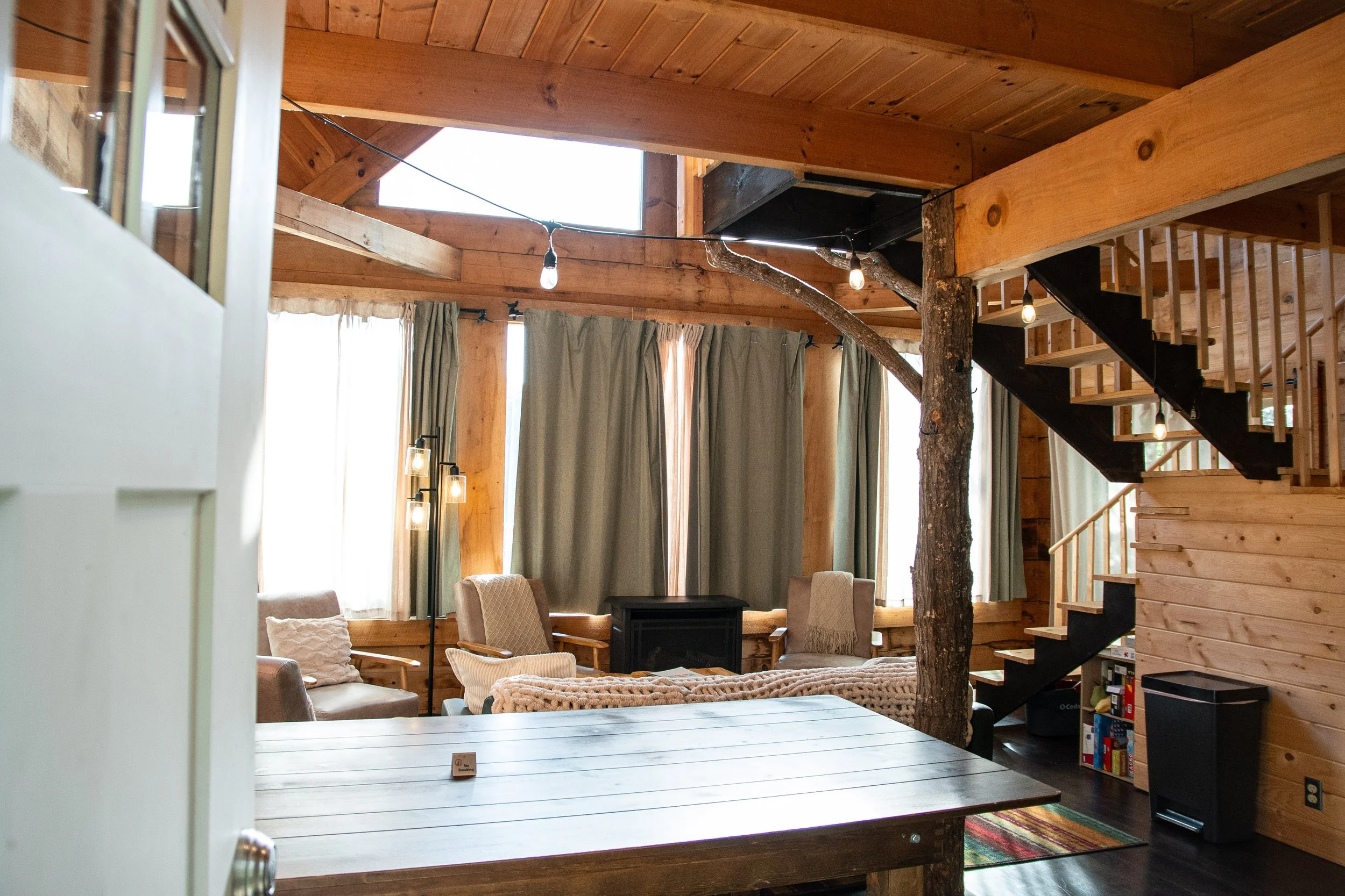 DL_Cabin_079.jpg