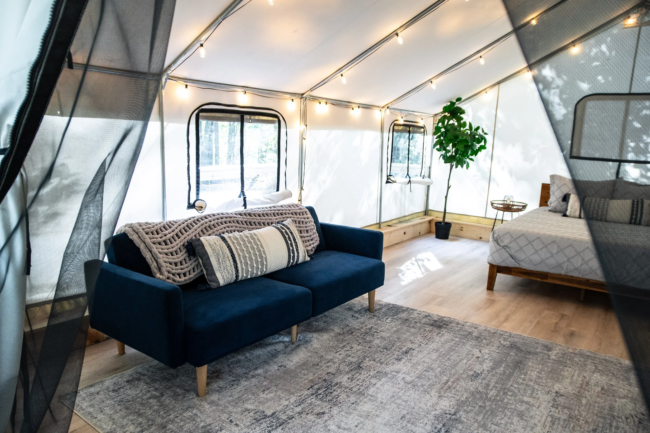 DL_Tent2_016.jpg