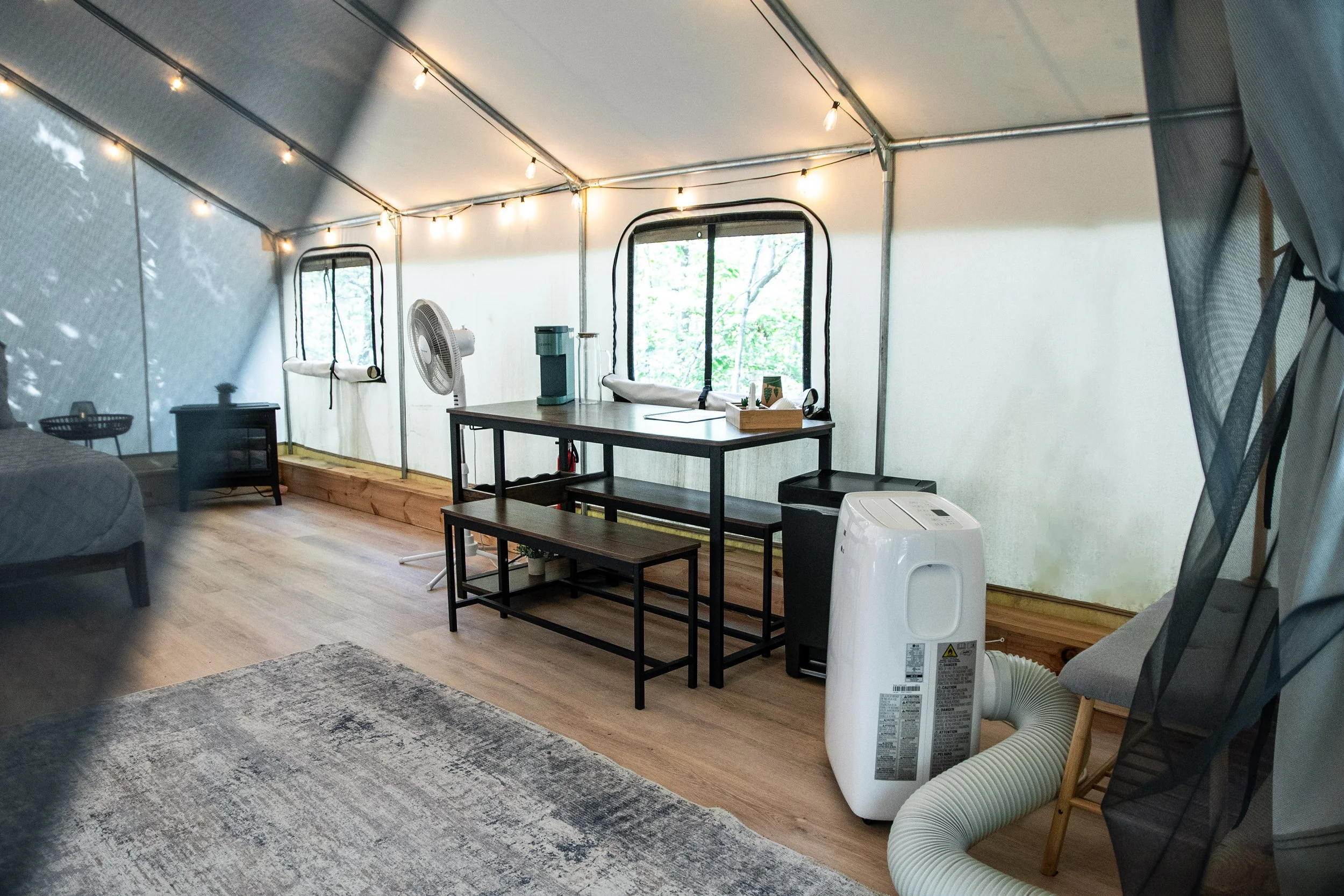 DL_Tent2_017.jpg