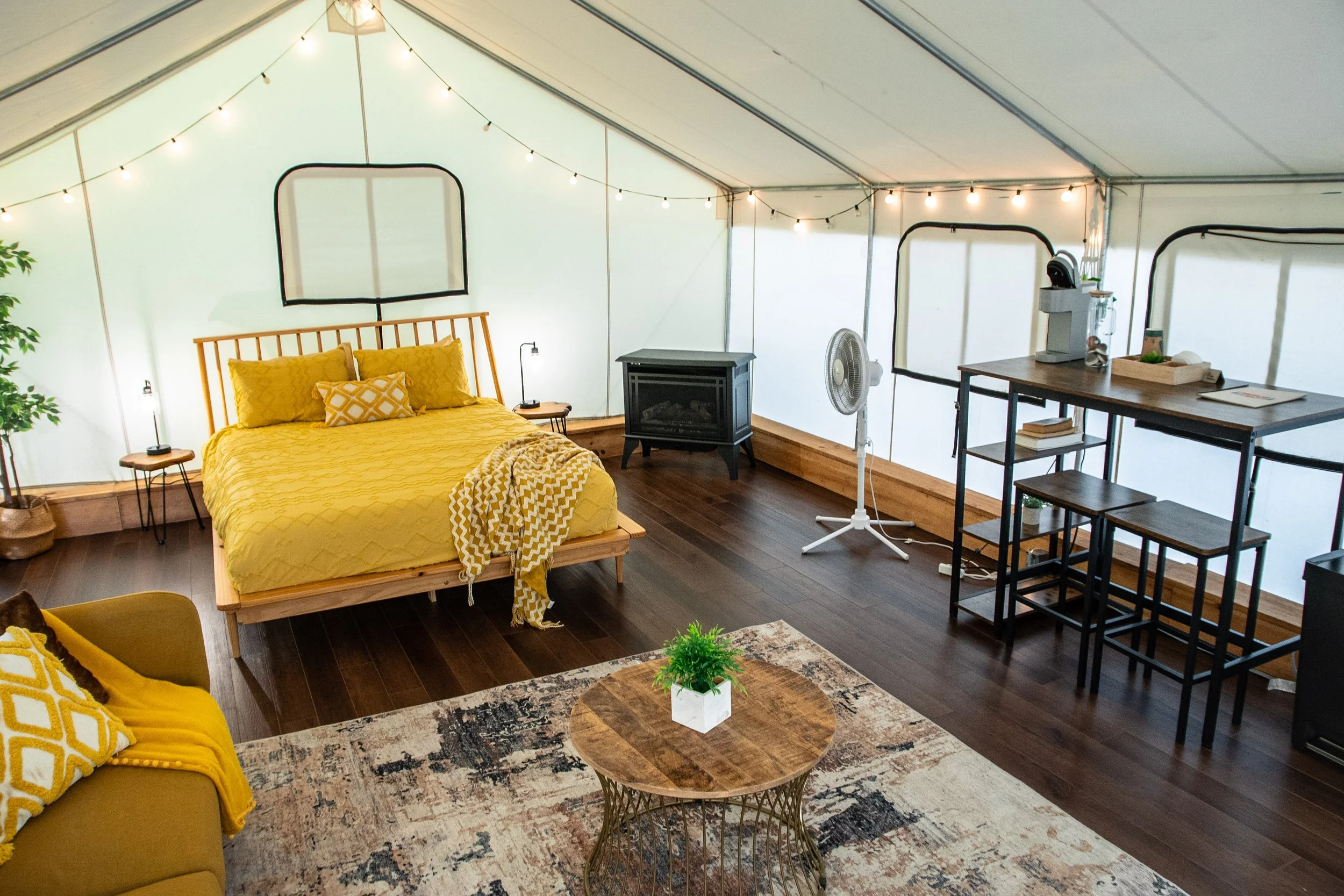 DL_Tent7_024.jpg