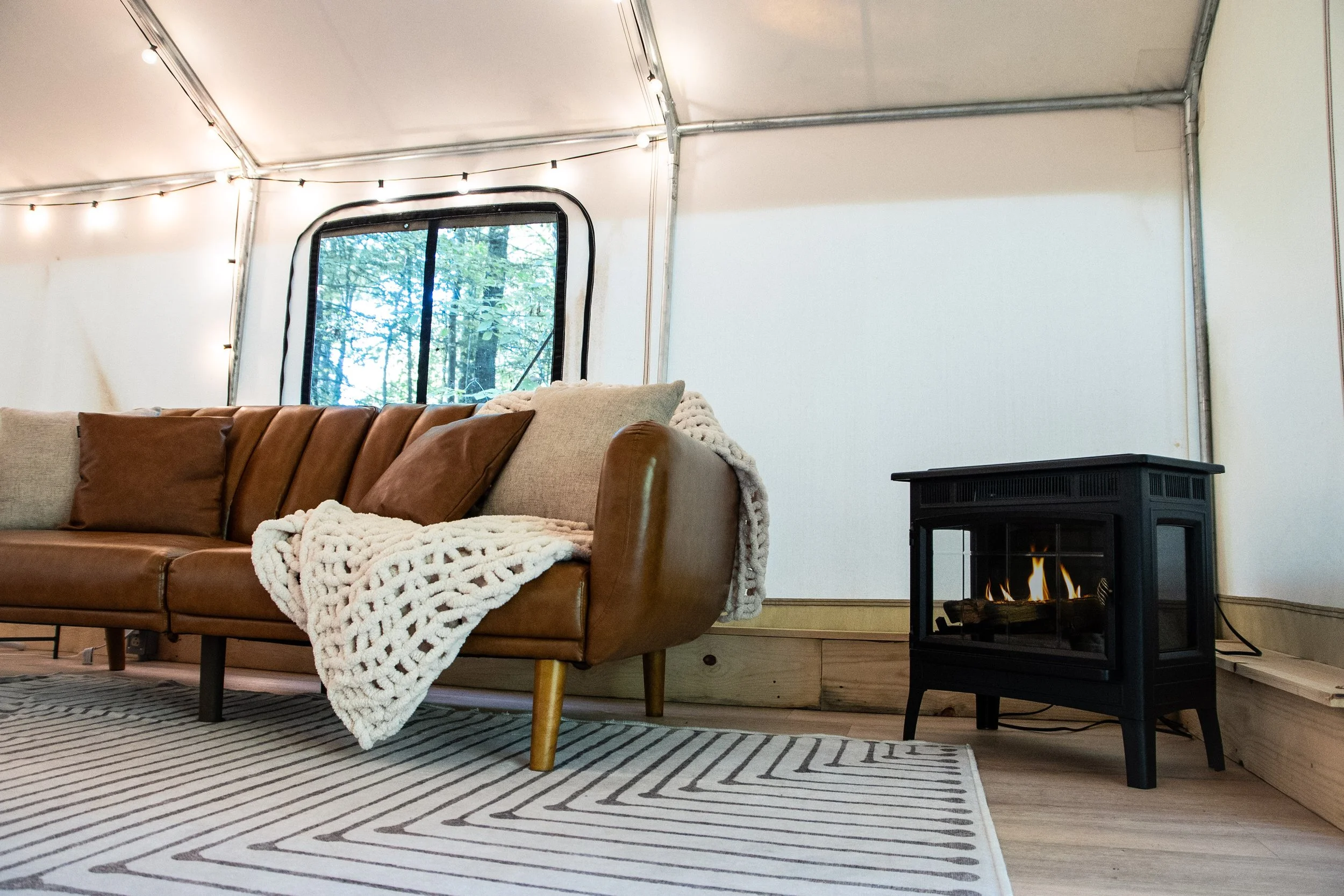 DL_Tent1_020.jpg