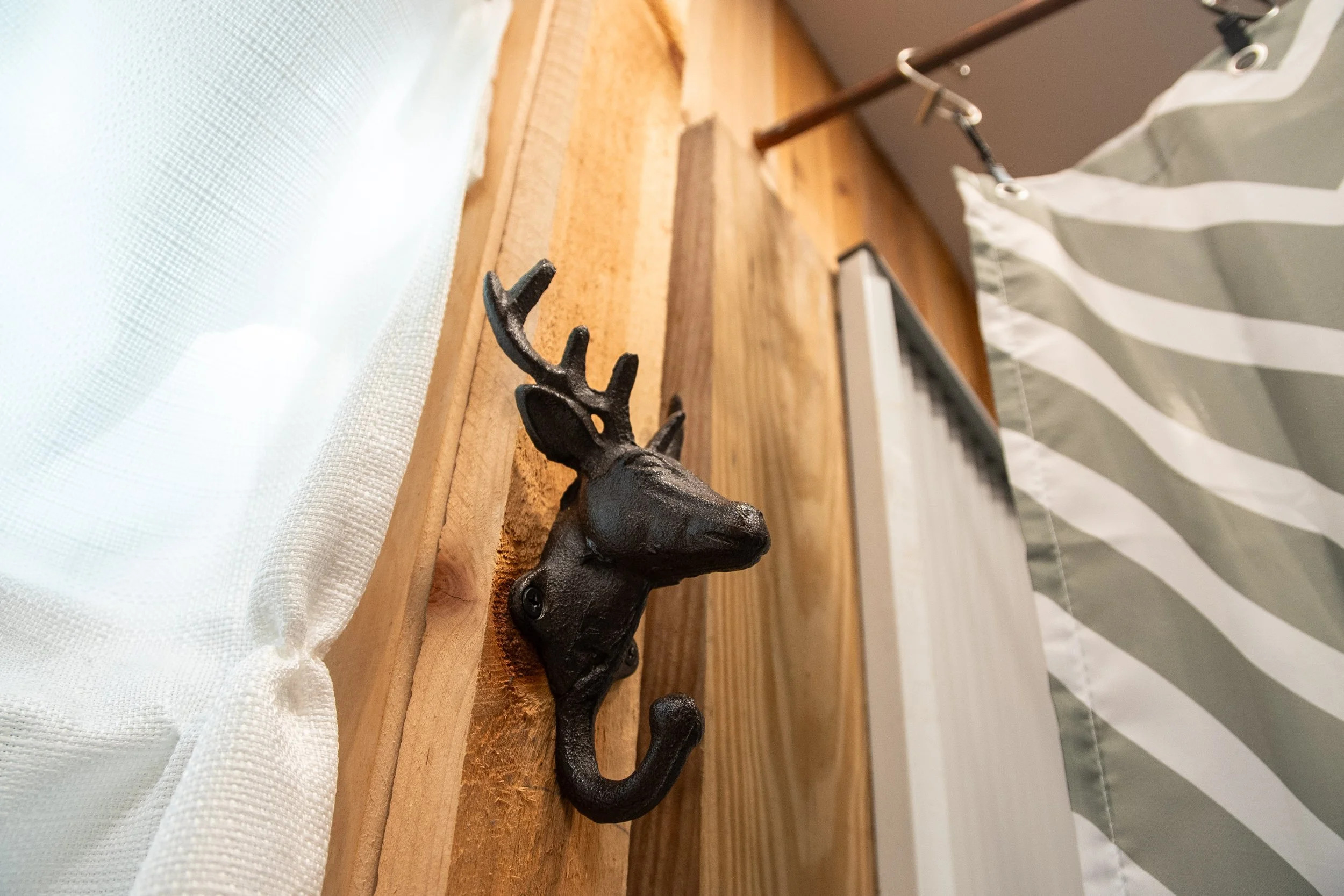 DL_Cabin_052.jpg