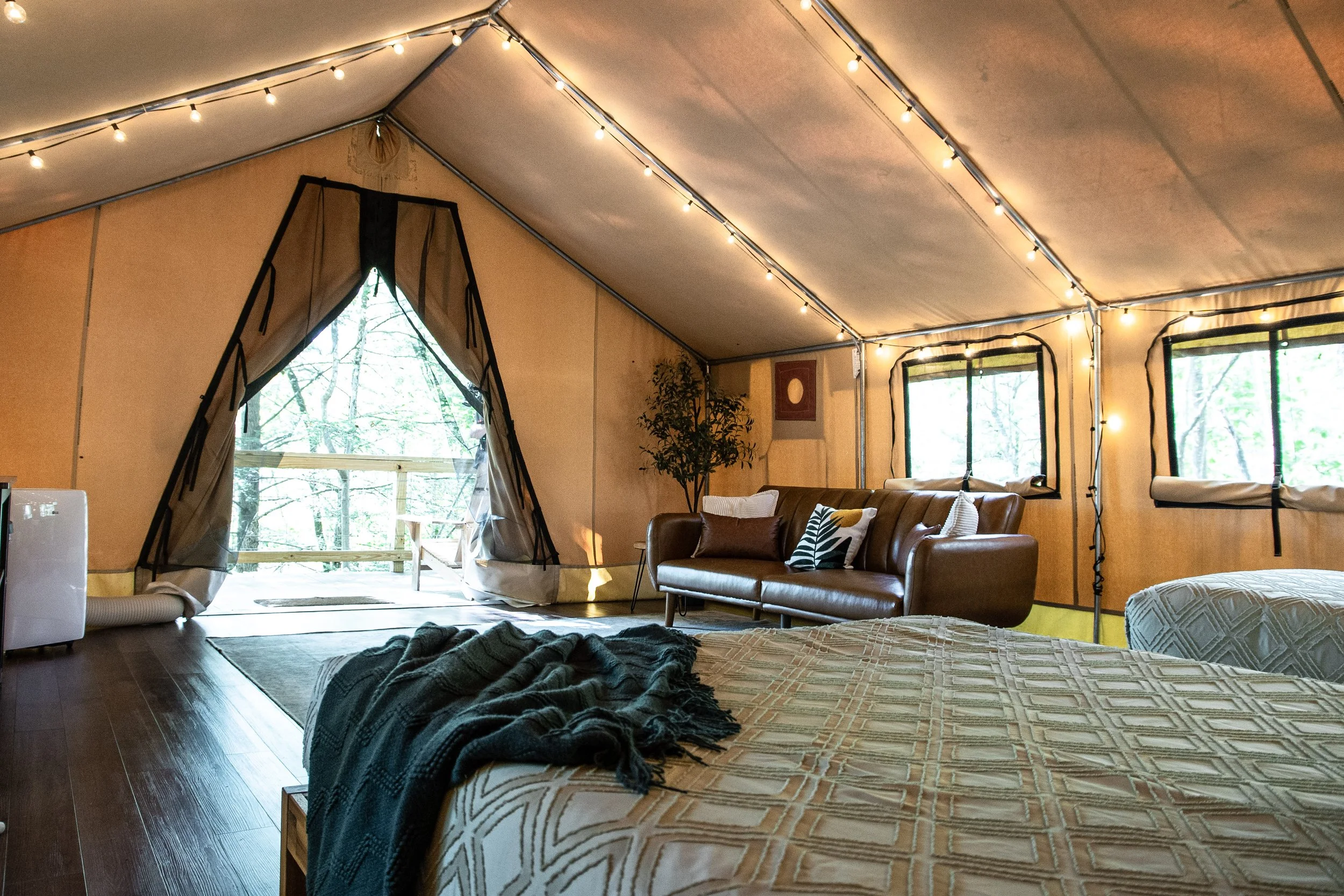 DL_Tent6_021.jpg