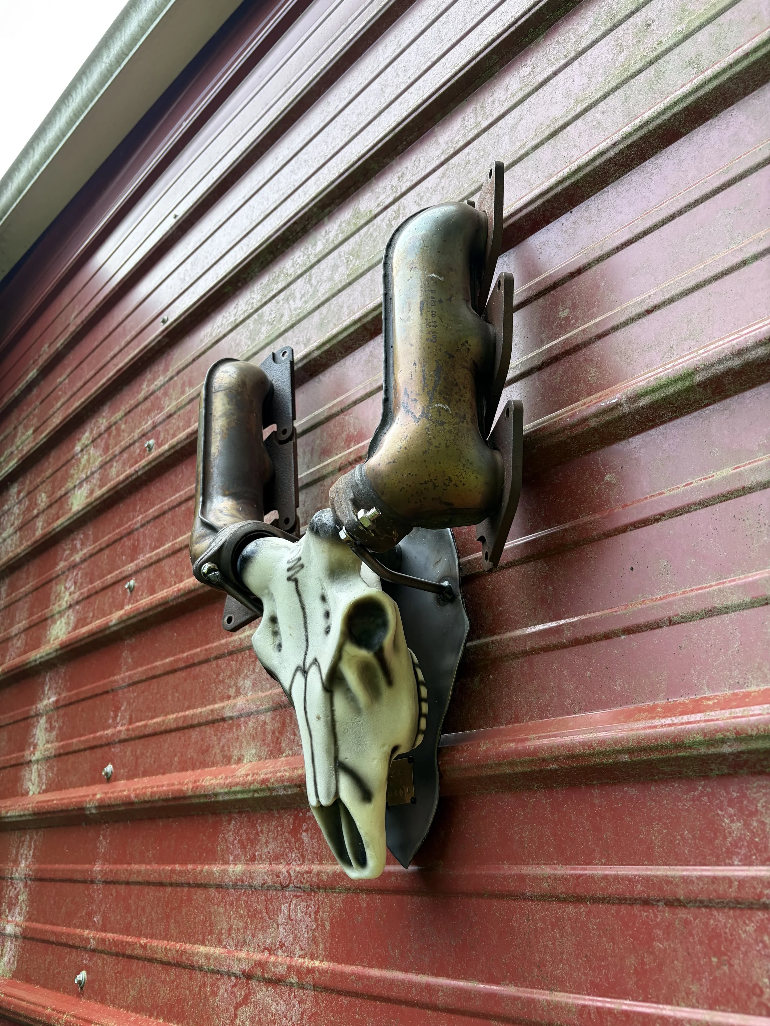 V6 OEM Weathered Trophy #0345