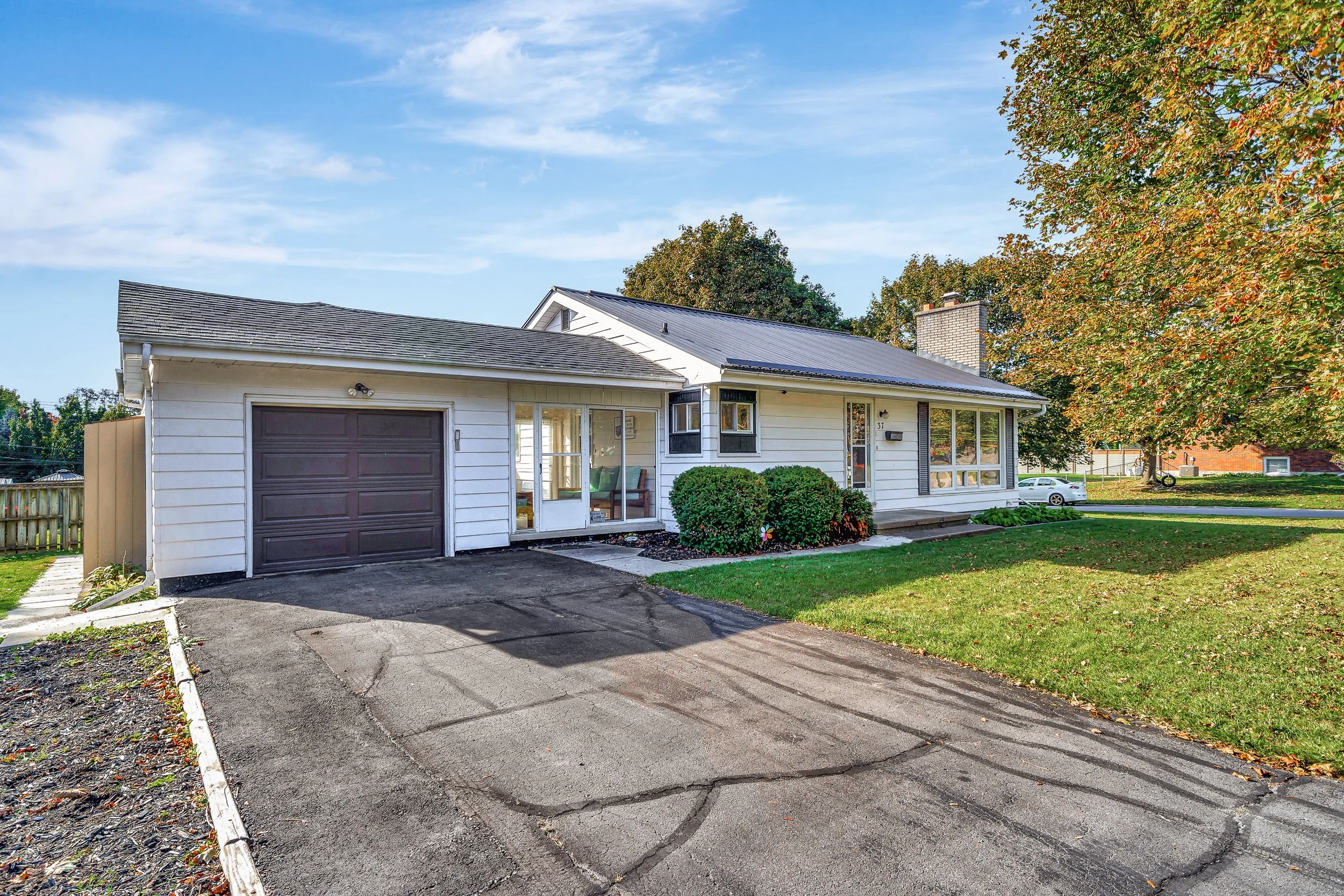 37 Elizabeth Crescent | Belleville