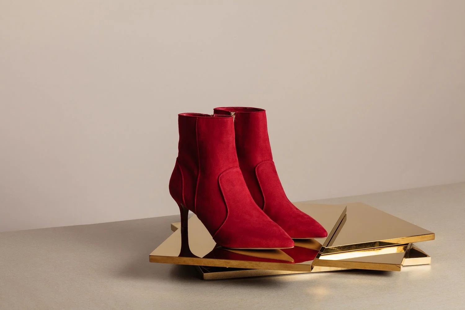CARVELA_MOLLY_SMITH_SUGAR_BOOT_RED_2.jpg