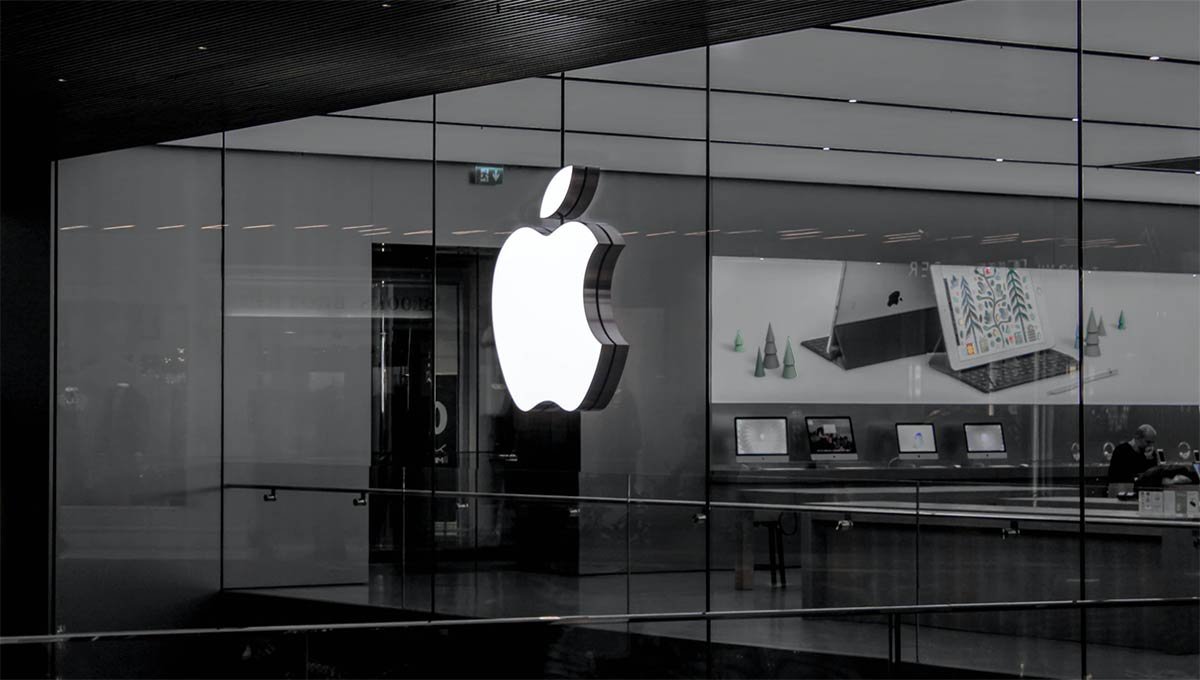 Apple-Store-Branding-in-Asia (1).jpg