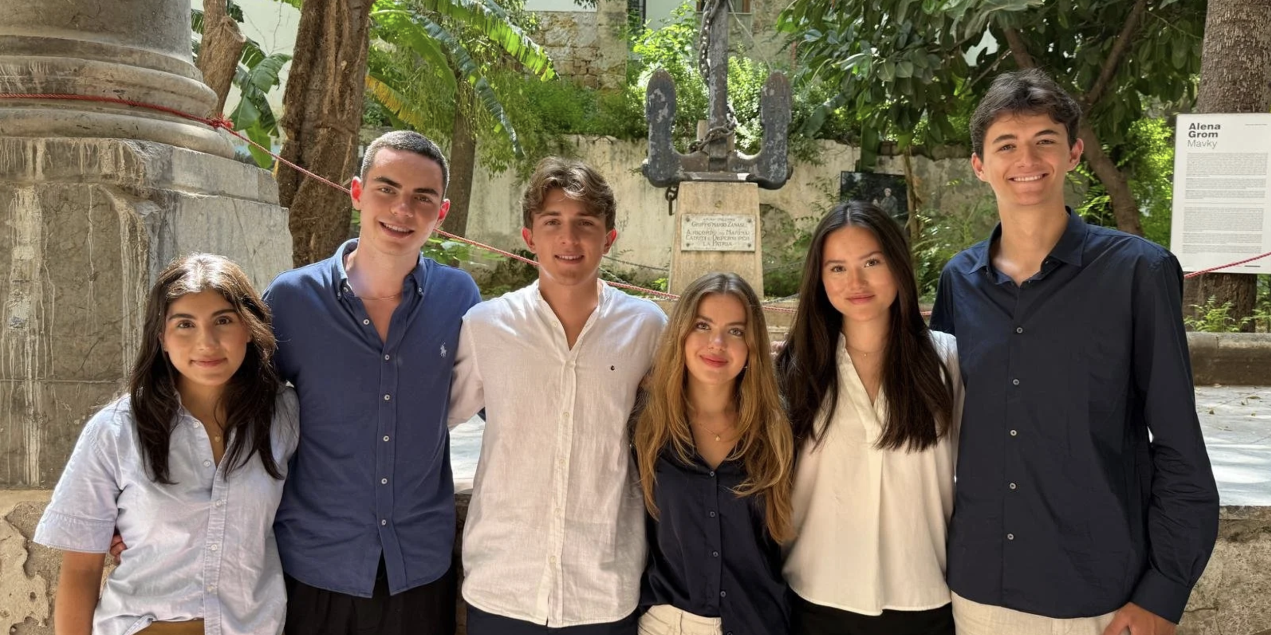 Who selects the Winners 