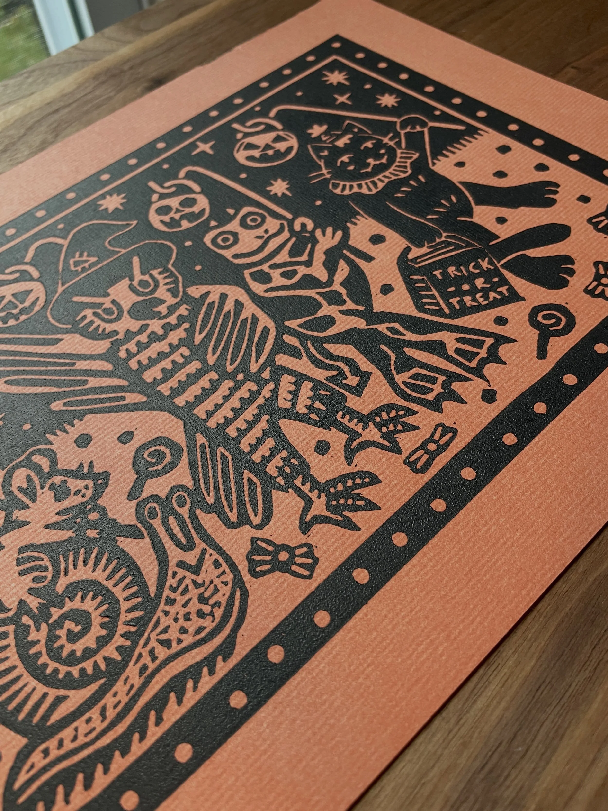 Thank you for all the love on my Trick-or-Treat! print 🎃There are still a few left on orange paper. I only made 8 and do not plan to print any more this season, but I do have plenty of other colors! This was such a fun and challenging block (multipl