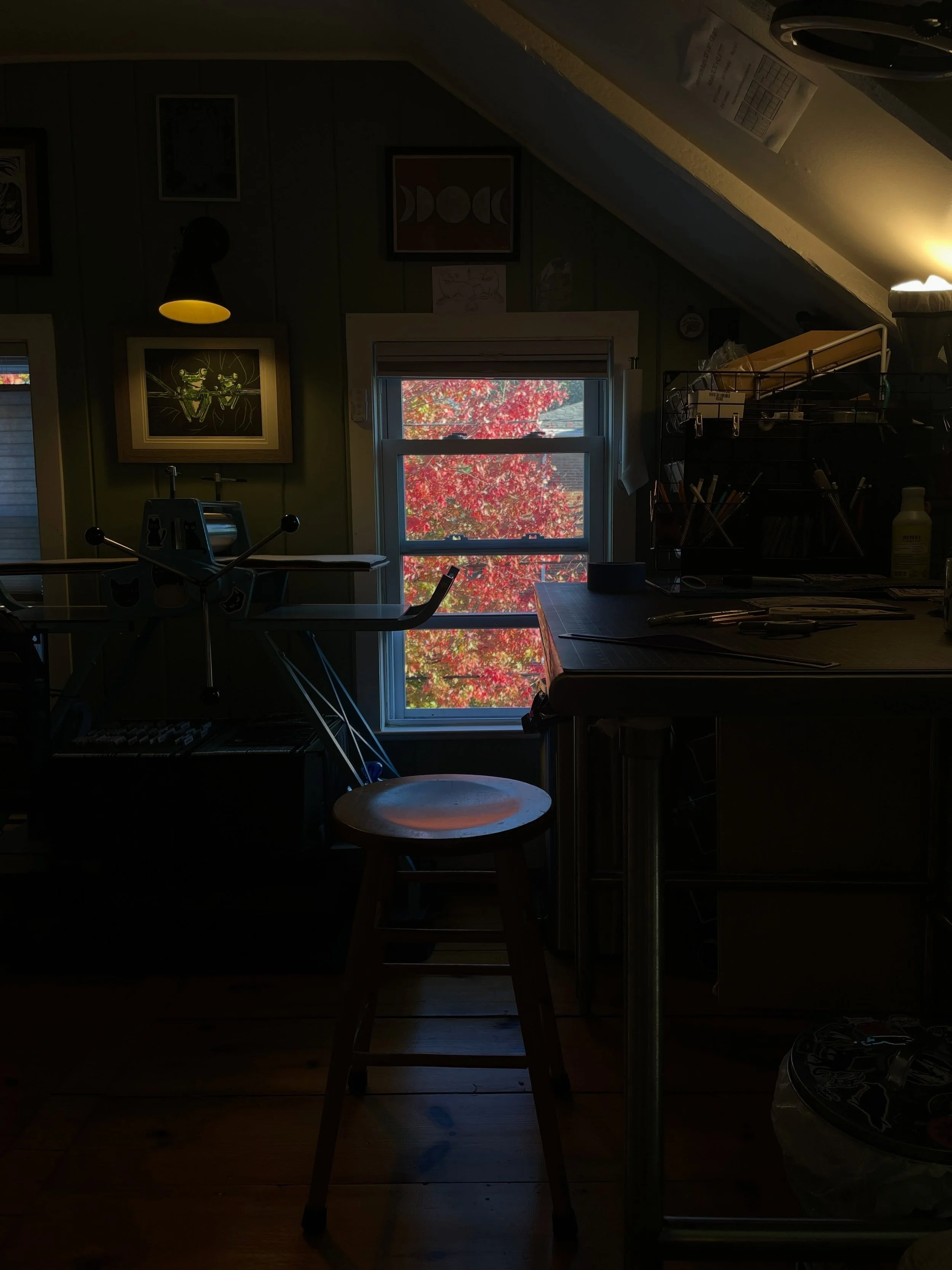 Studio, shop, &amp; Salem, lately 🍂

#Printmaking #printmakingstudio #printshop #salemma #salemmassachusetts