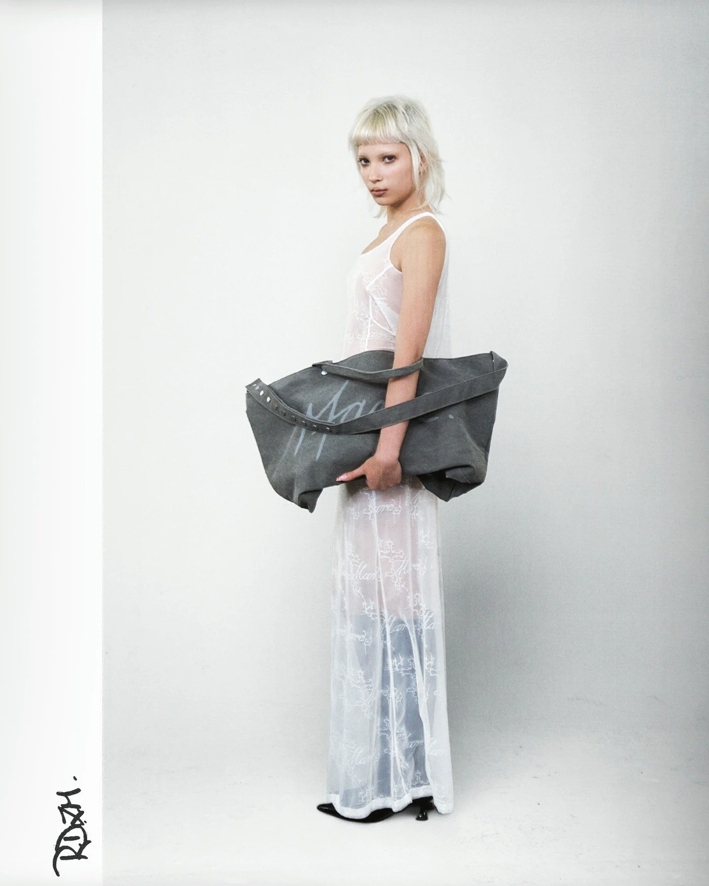 &ldquo;2025 APHELION&rdquo; Printed and Scanned on the lovely @luvuyet222

Explore all 6 looks and more on ruedelamare.ca 

Captured by @madebypanth

#marewardrobe