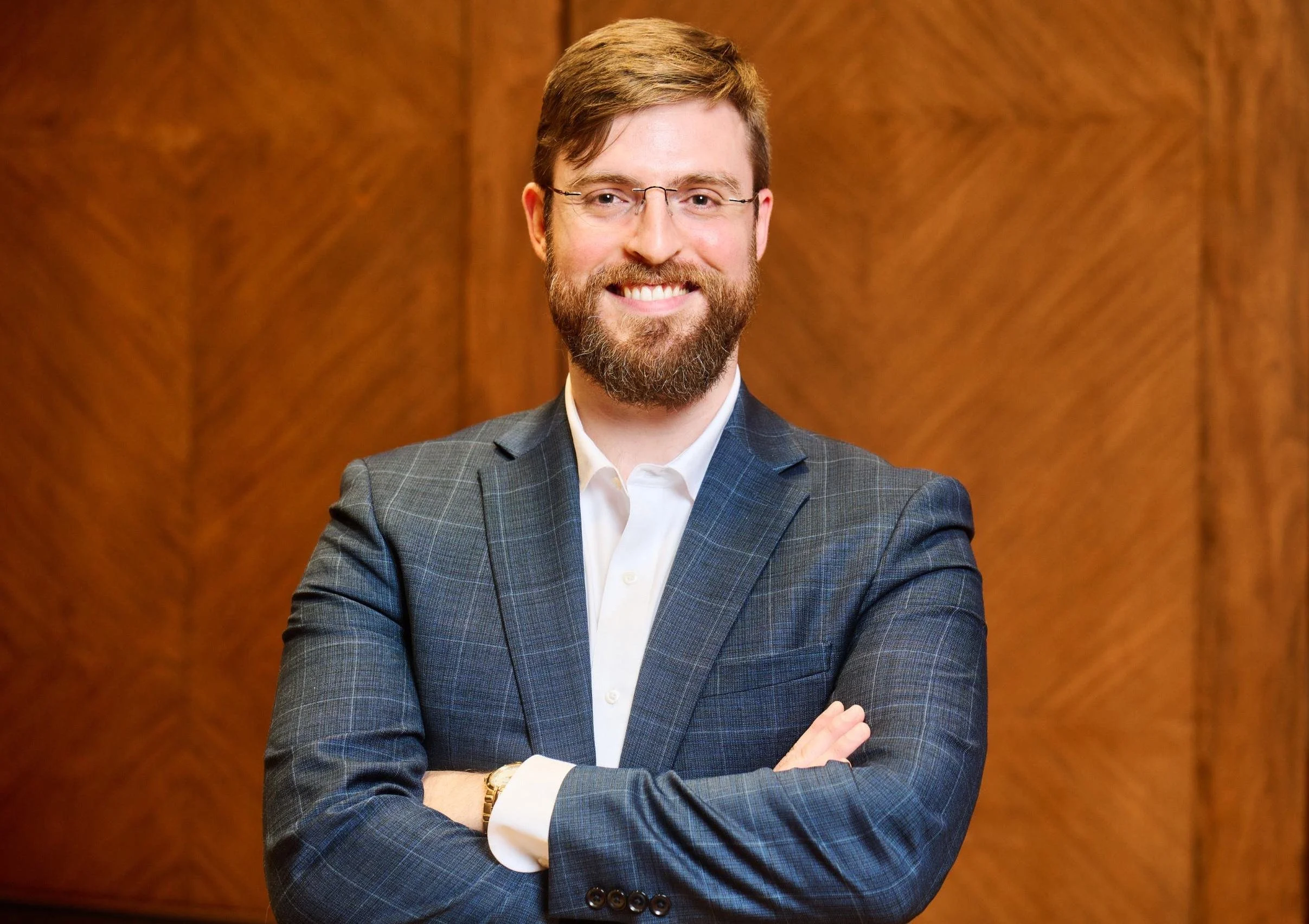 headshot_Field (1).jpg