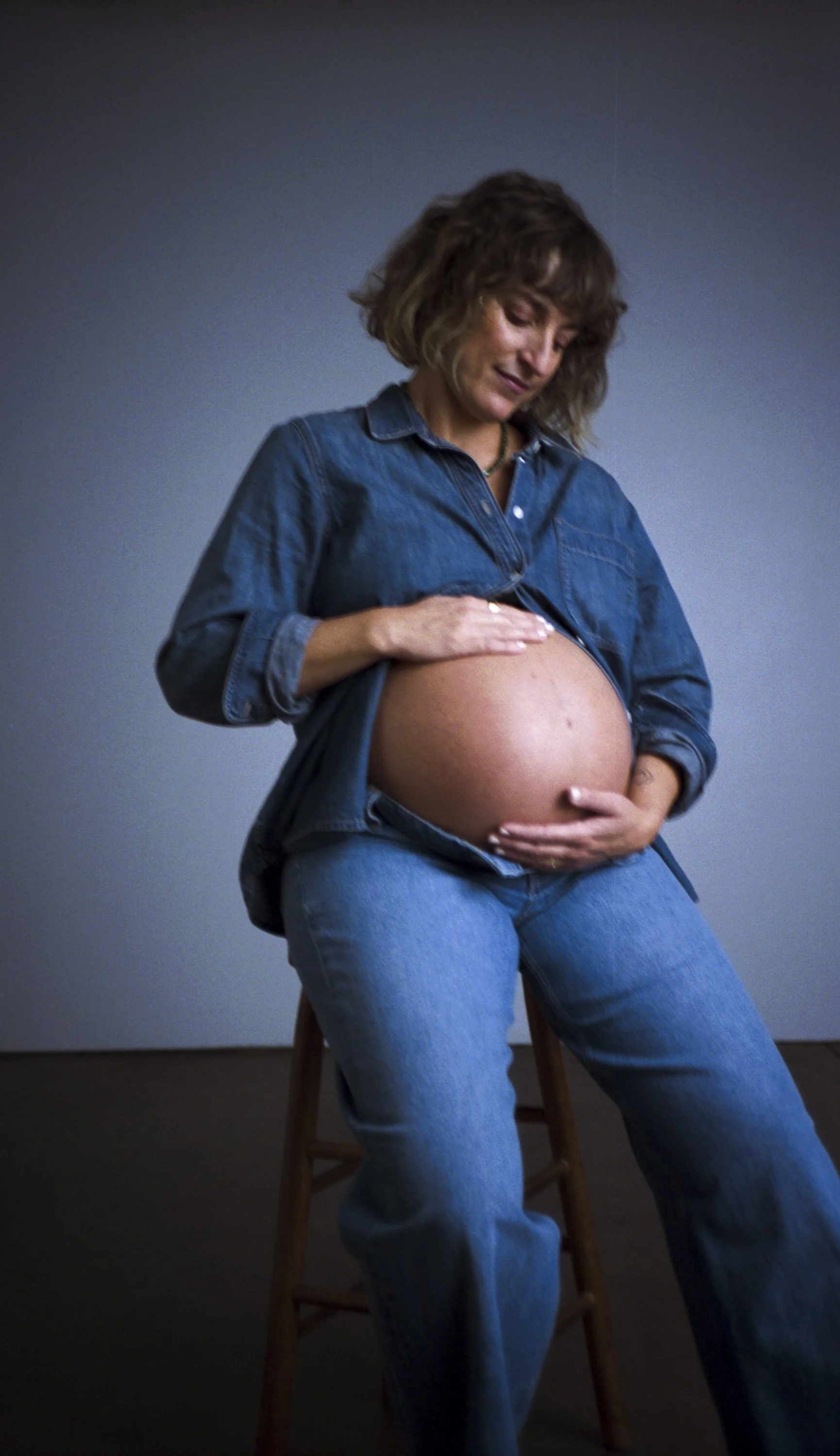 2025_SCANS-NatalieMaternity_Rollei35AF_028-RT1-LR.jpg