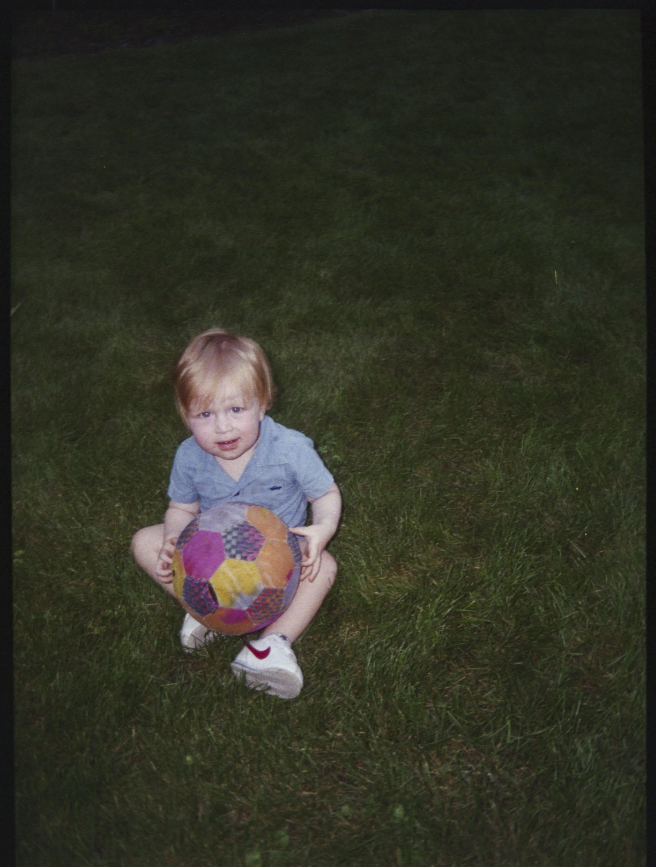 2025_SCANS-WeddingBabymoon-065-RT1-LR-LR.jpg