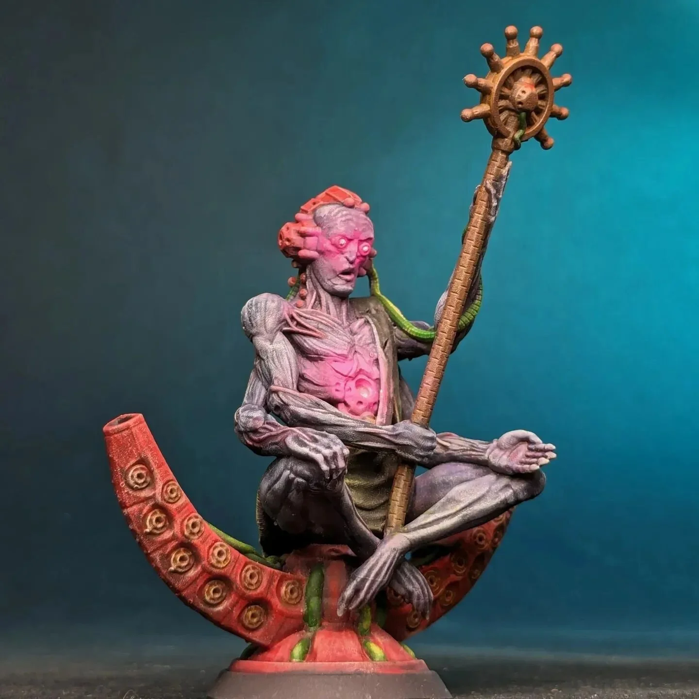 A cyborg that has entranced me and forced me to paint it! 
I'm happy to announce that this was painted as a part of the Creator Coalition's January 2024 release! 
Now that's what I call a proper mini set! But what's better than amazing models?
FRE