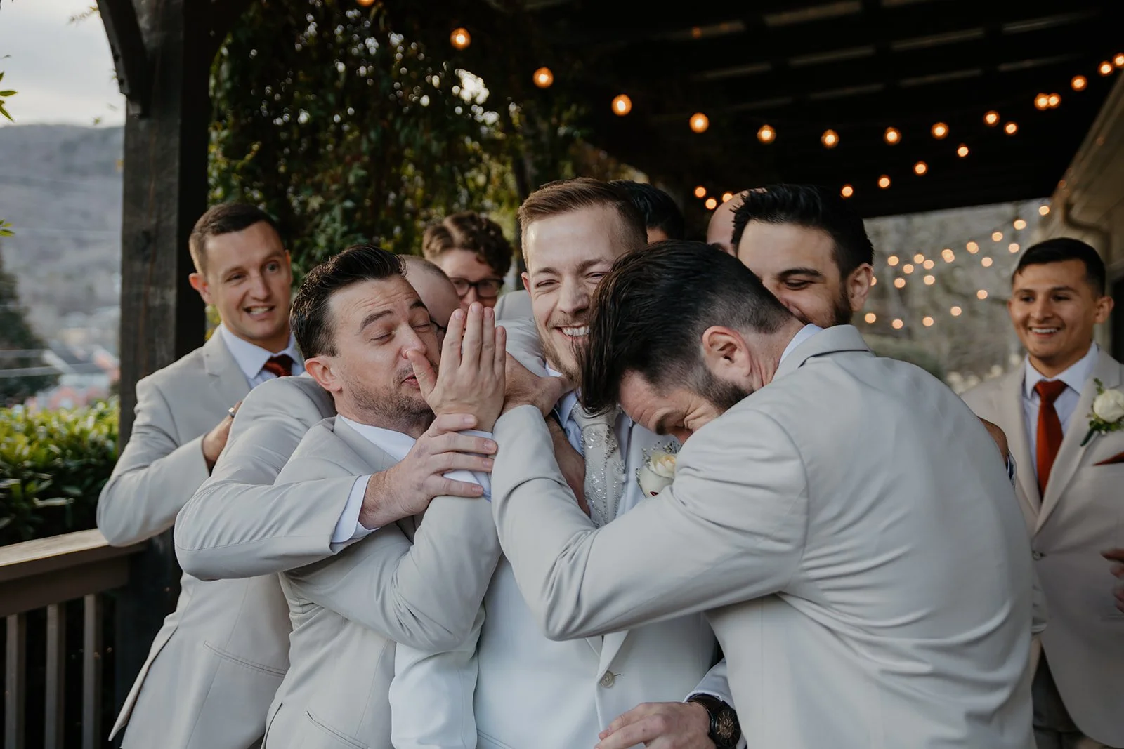 Tiny Wedding Traditions That Deserve a Comeback