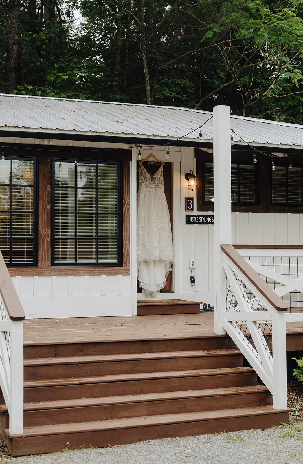 How Far in Advance Should You Book a Wedding Photographer in Chattanooga?