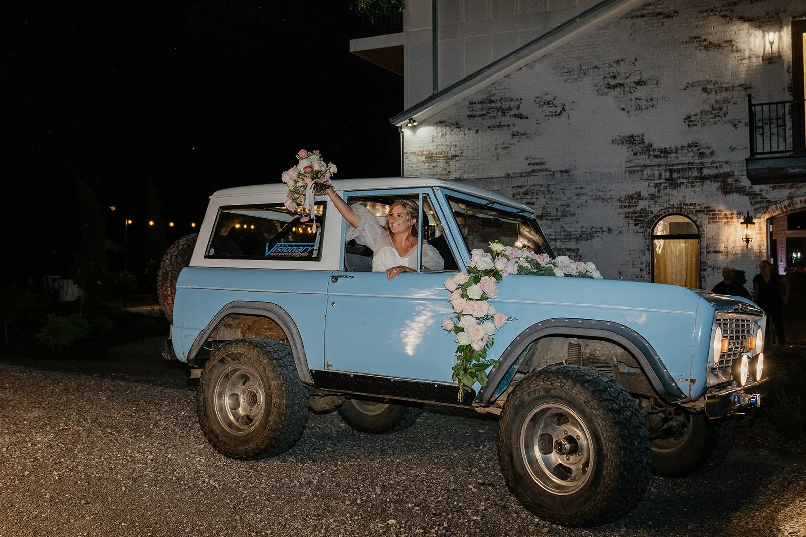 How Travel Time Impacts Wedding Coverage in Tennessee