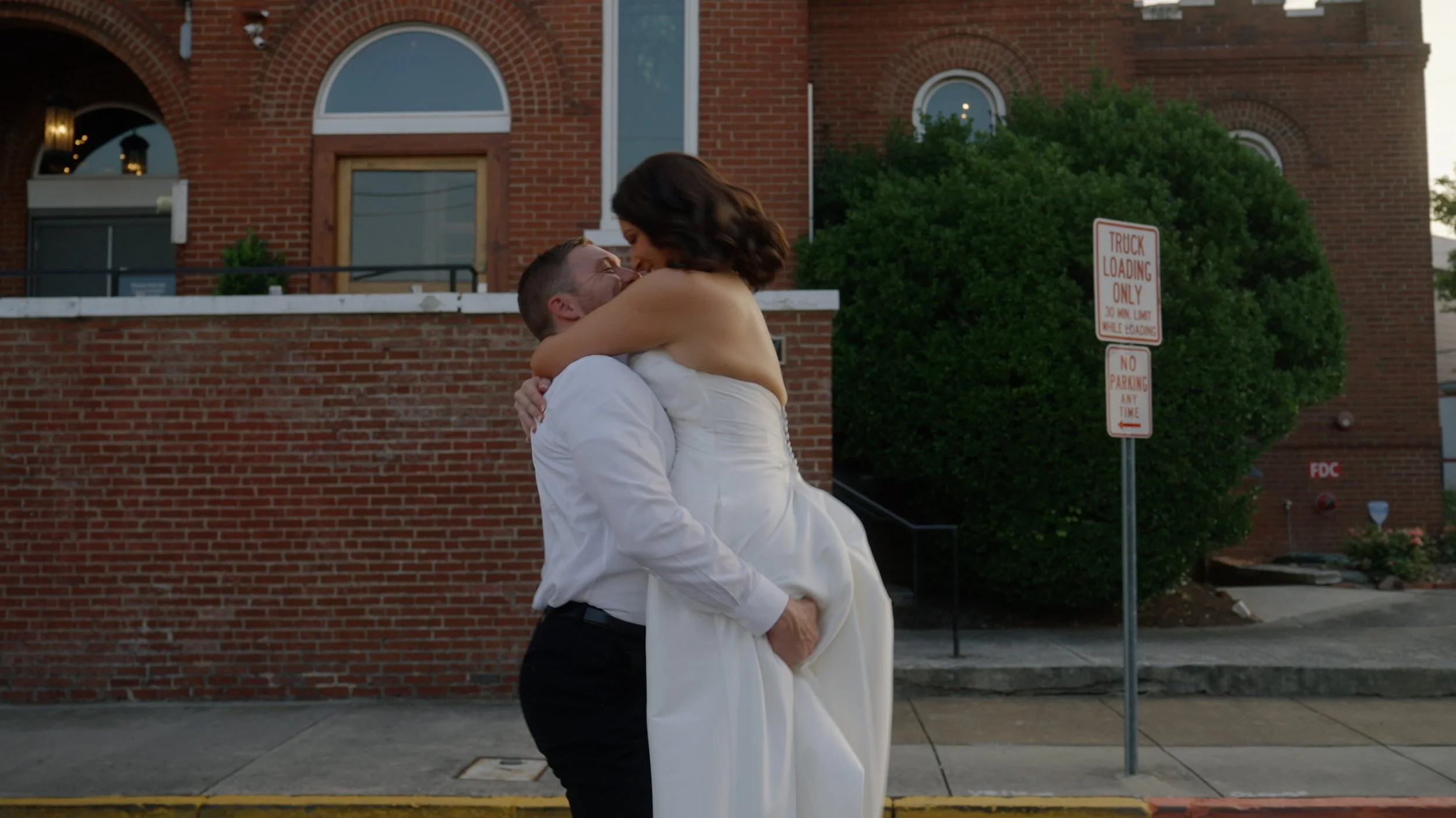 How to Look Natural in Wedding Photos Without “Posing” | Chattanooga Wedding Photographer