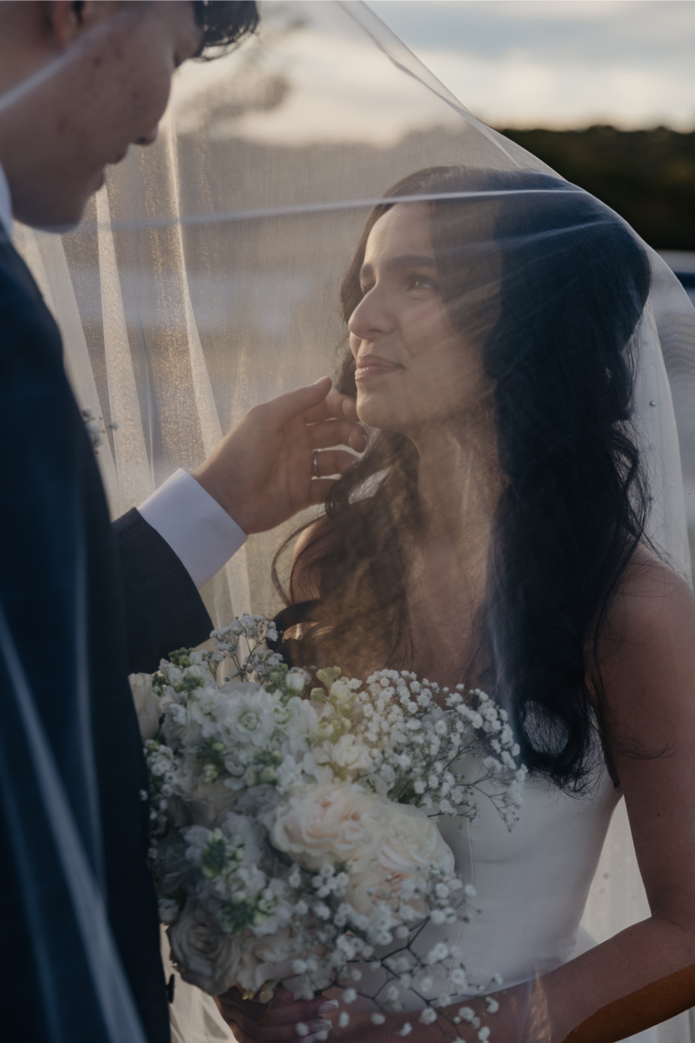 How Much Time Do You Actually Need for Wedding Photos?