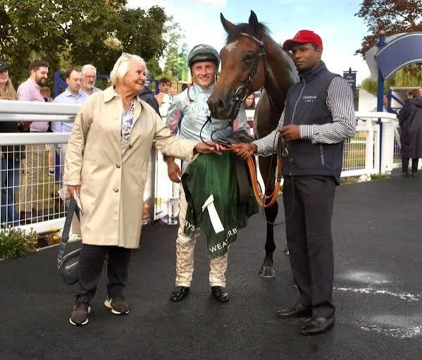 Tenability shows plenty of determination to record a sixth career victory in the Listed August Stakes at Windsor.